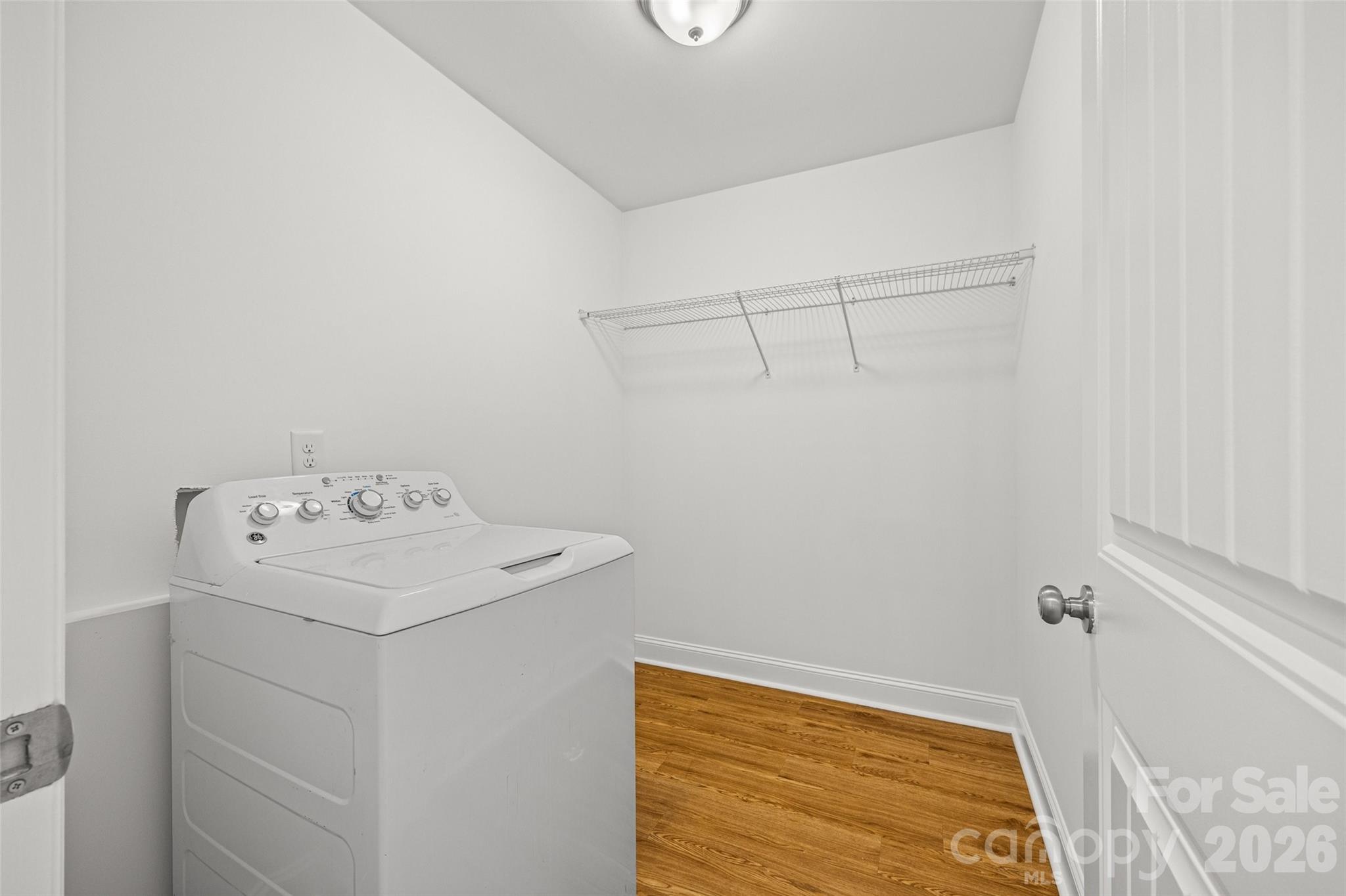 3200 Silver Fox Circle 48 Property Photo 7