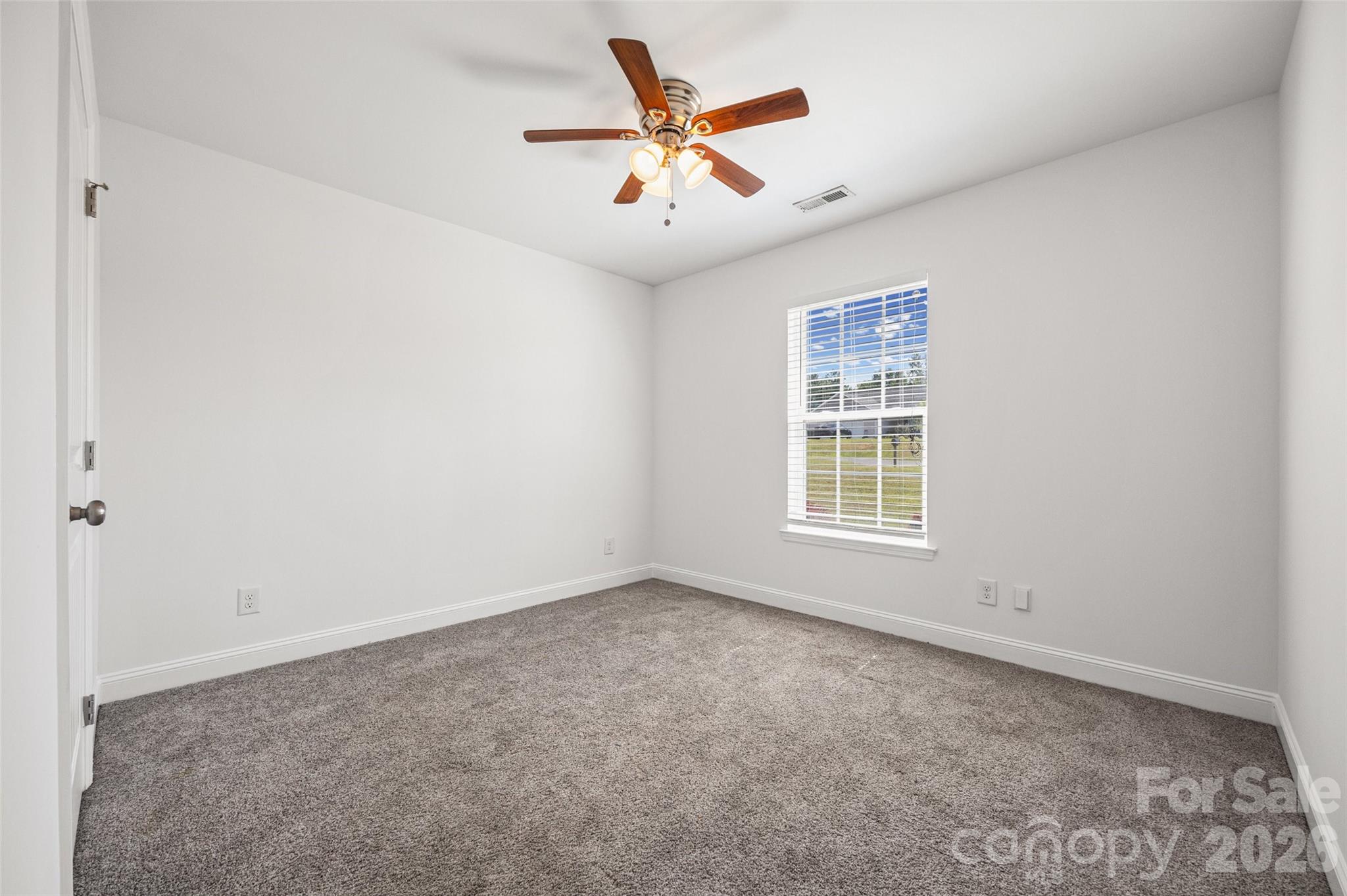 3200 Silver Fox Circle 48 Property Photo 18