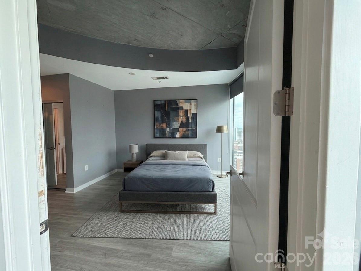 210 N Church Street 1505 Property Photo 6