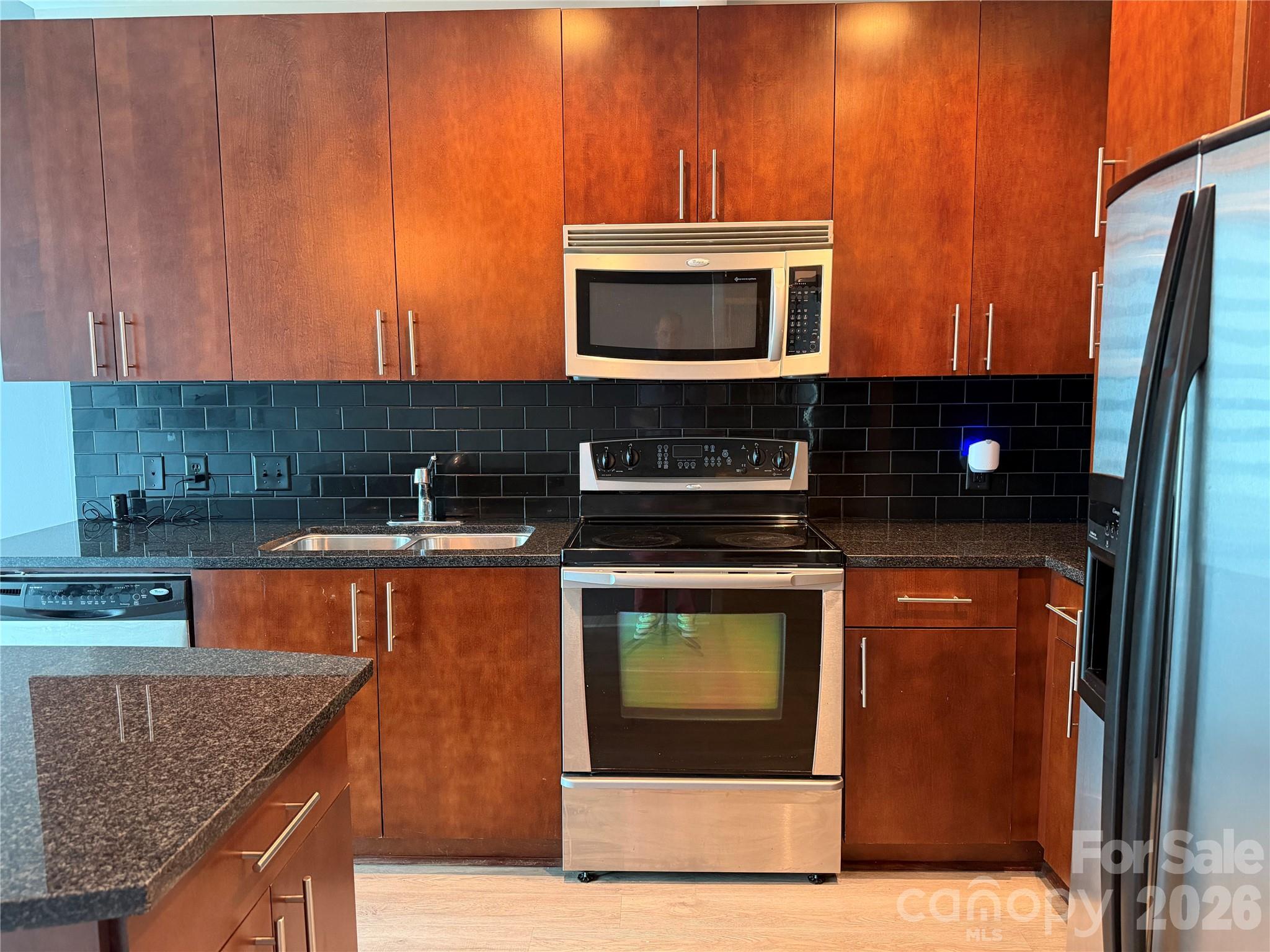 210 N Church Street 1505 Property Photo 12