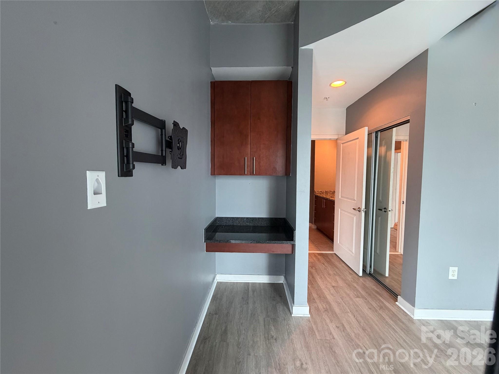 210 N Church Street 1505 Property Photo 16