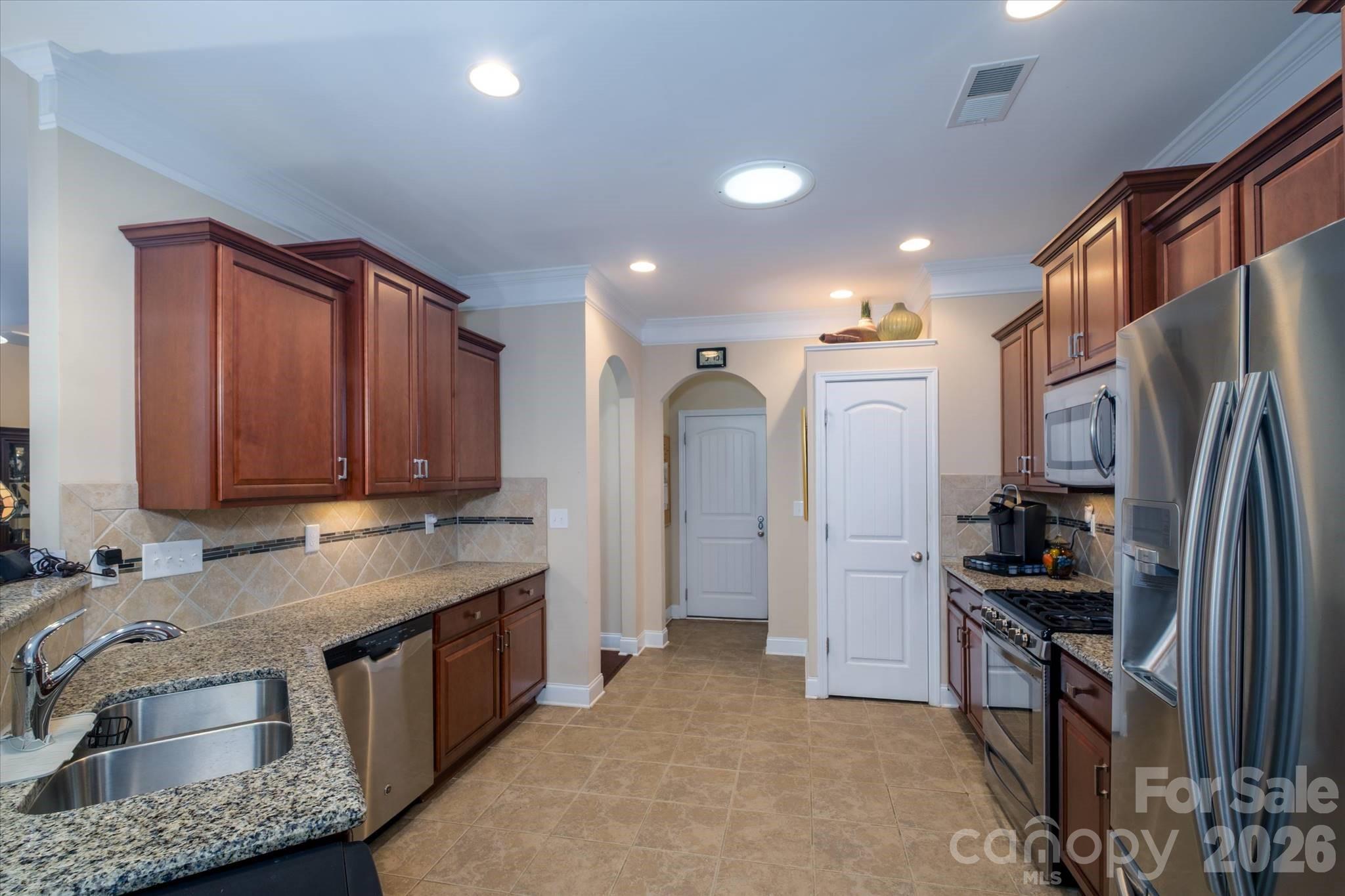 4804 Star Hill Lane Property Photo 8