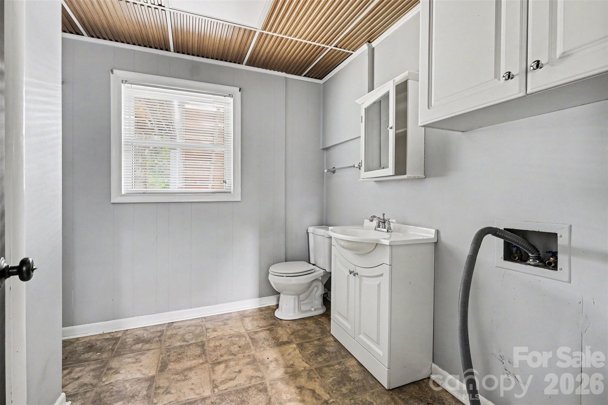 2310 24th Avenue Property Photo 27