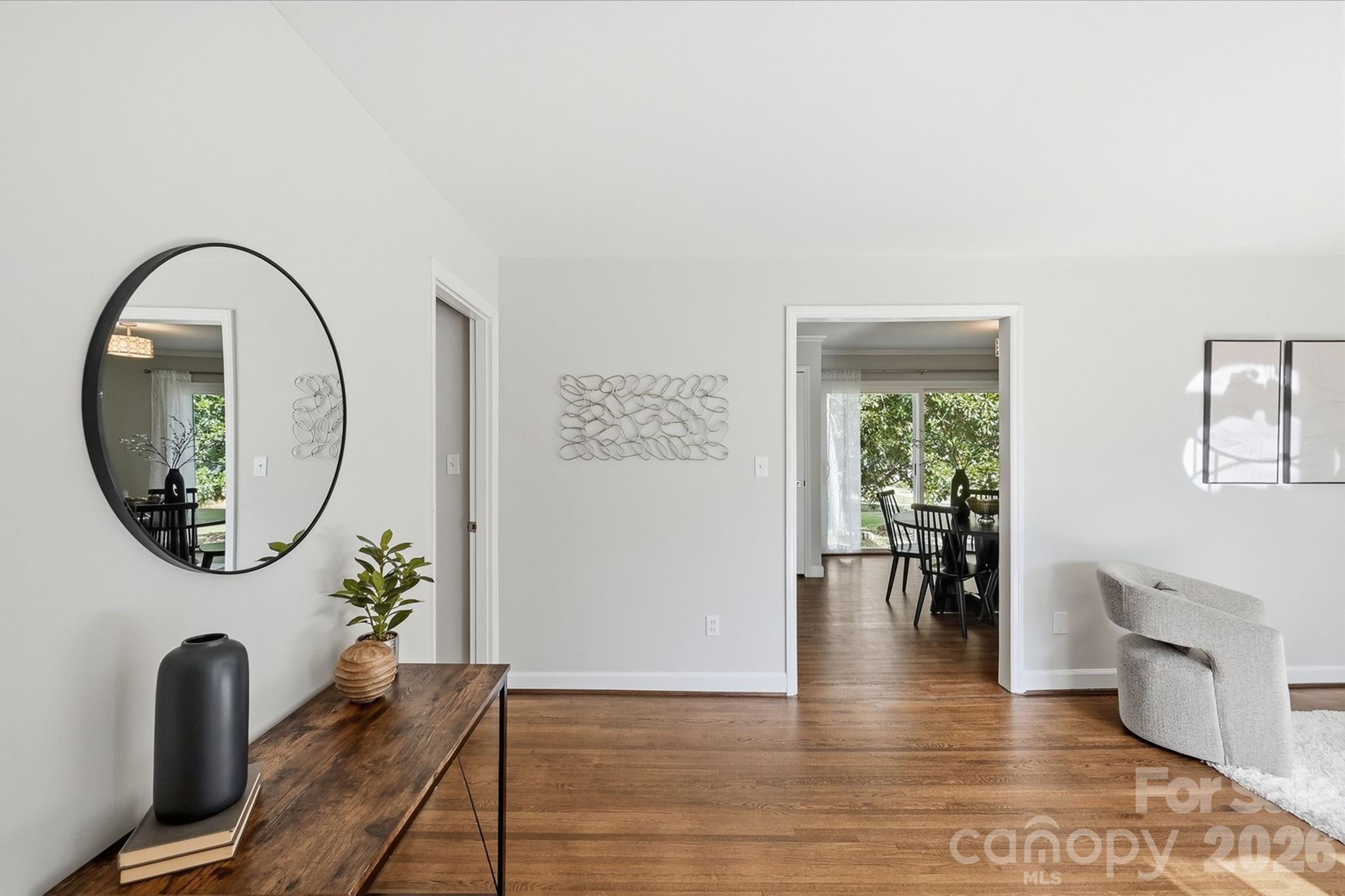 4712 Fairheath Road Property Photo 4