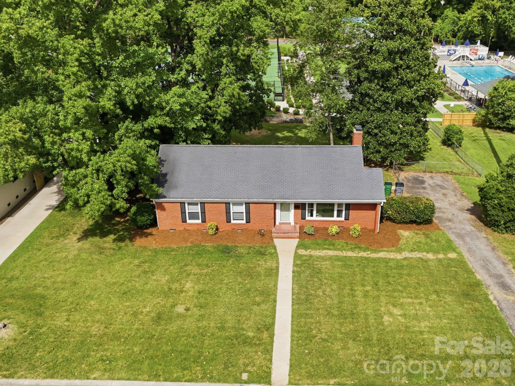 4712 Fairheath Road Property Photo 31