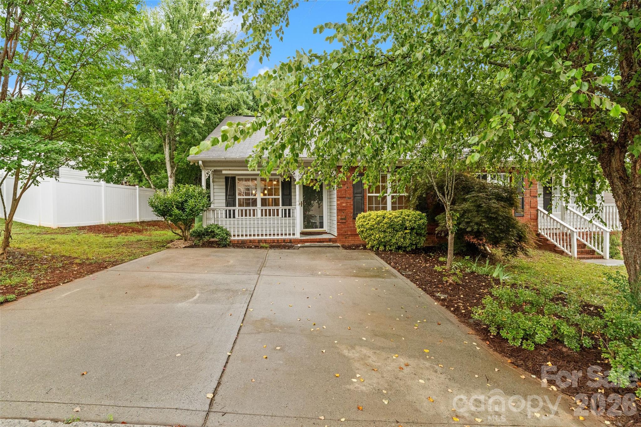 431 Danielle Way Property Photo 5
