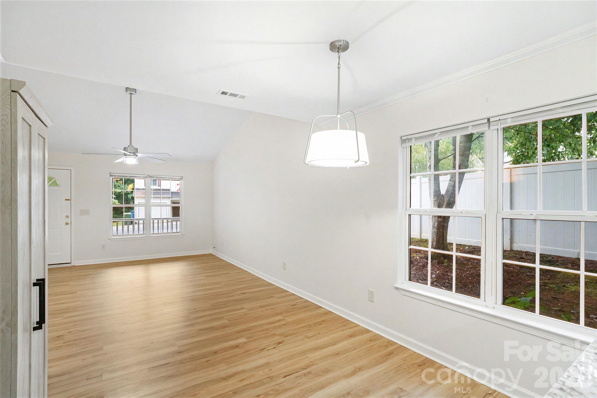 431 Danielle Way Property Photo 11