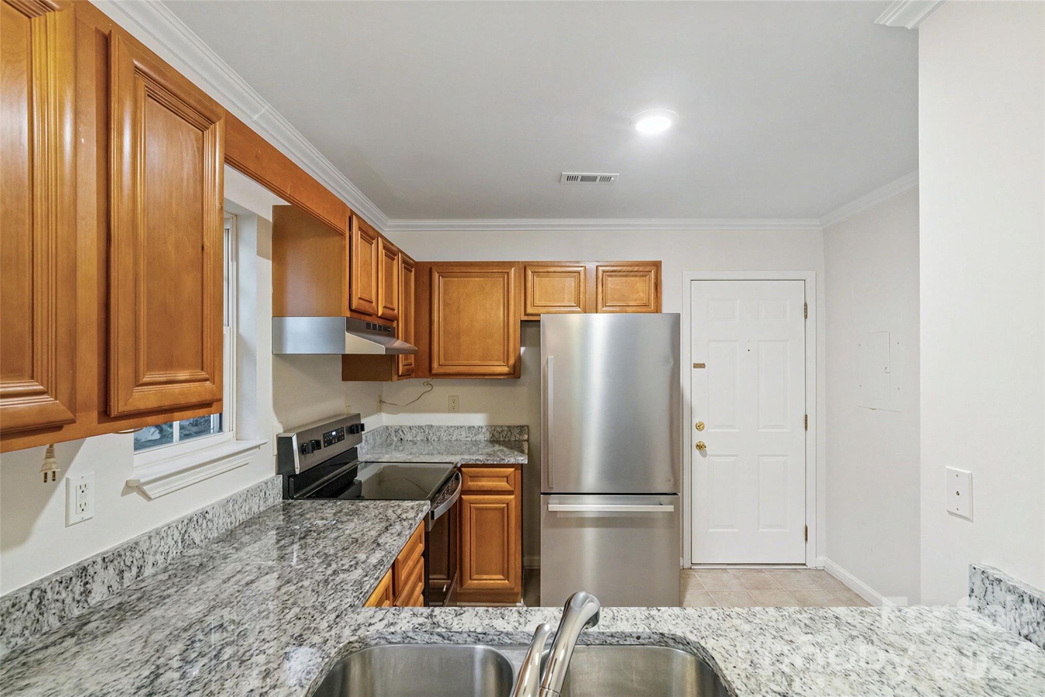 431 Danielle Way Property Photo 12