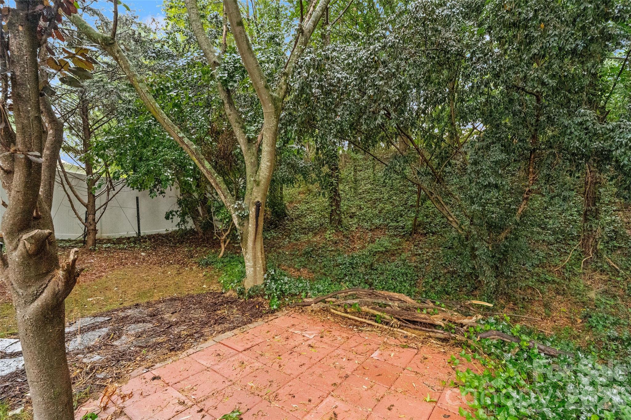 431 Danielle Way Property Photo 28