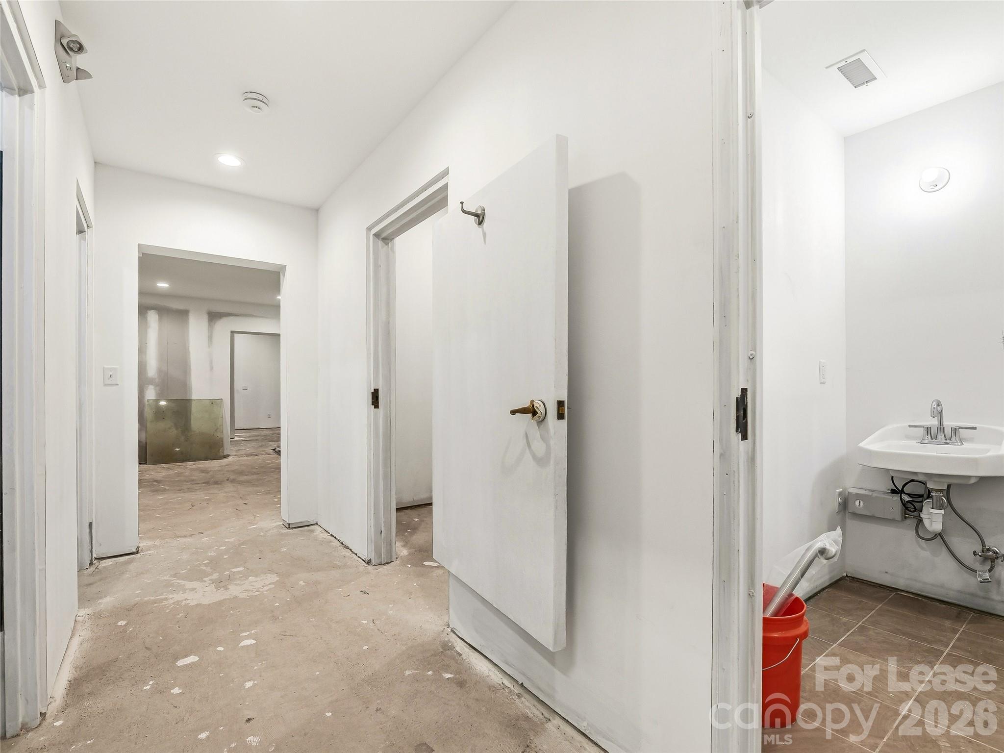 5 Biltmore Plaza Property Photo 21