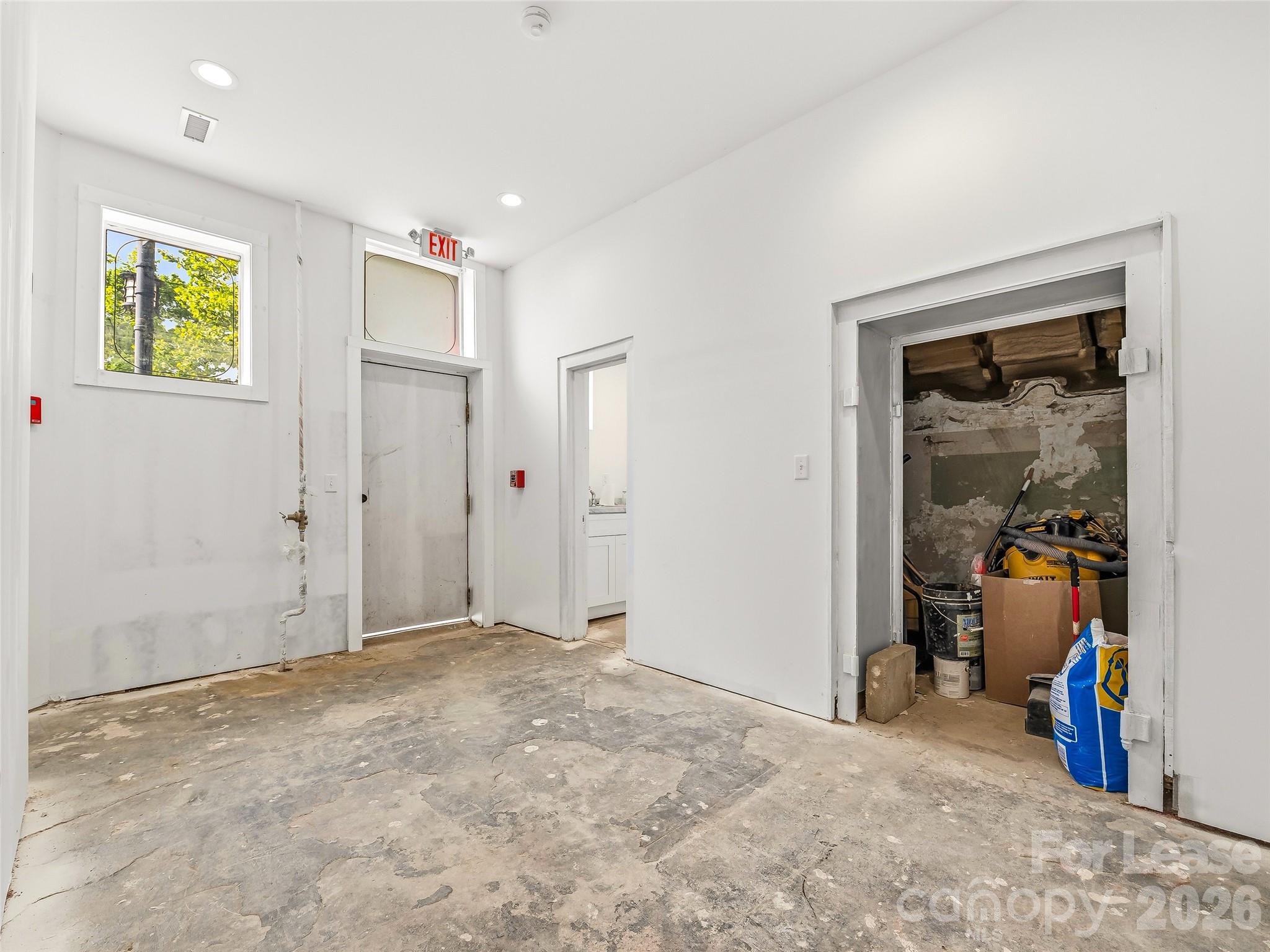 5 Biltmore Plaza Property Photo 24
