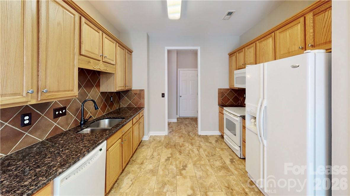 8321 Suttonview Drive Property Photo 12