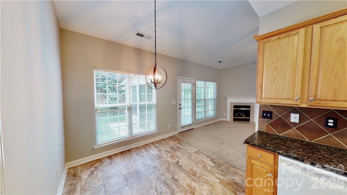 8321 Suttonview Drive Property Photo 15