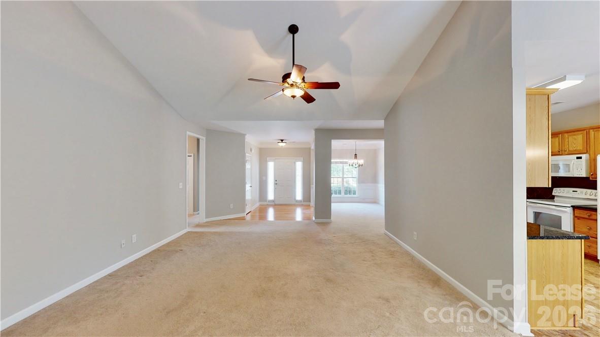 8321 Suttonview Drive Property Photo 22