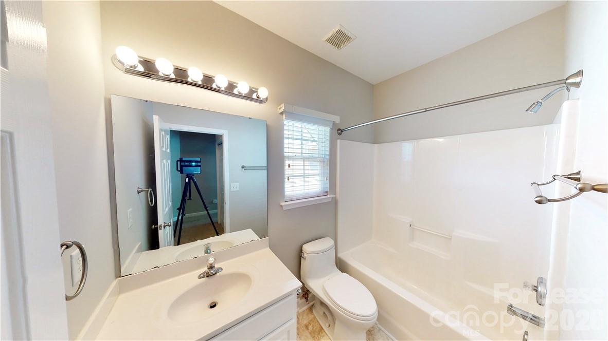 8321 Suttonview Drive Property Photo 32
