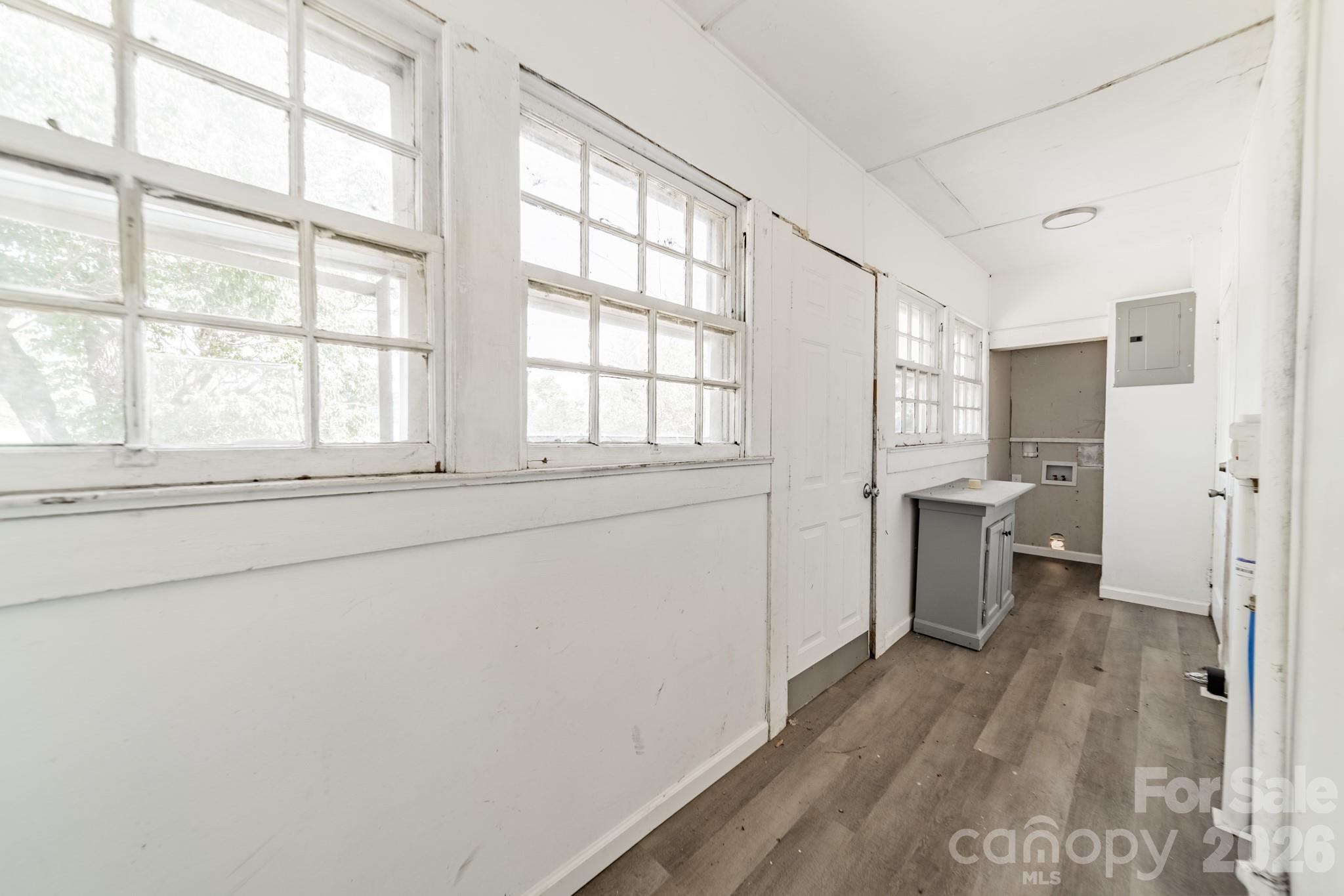 14 Mills Avenue Property Photo 30