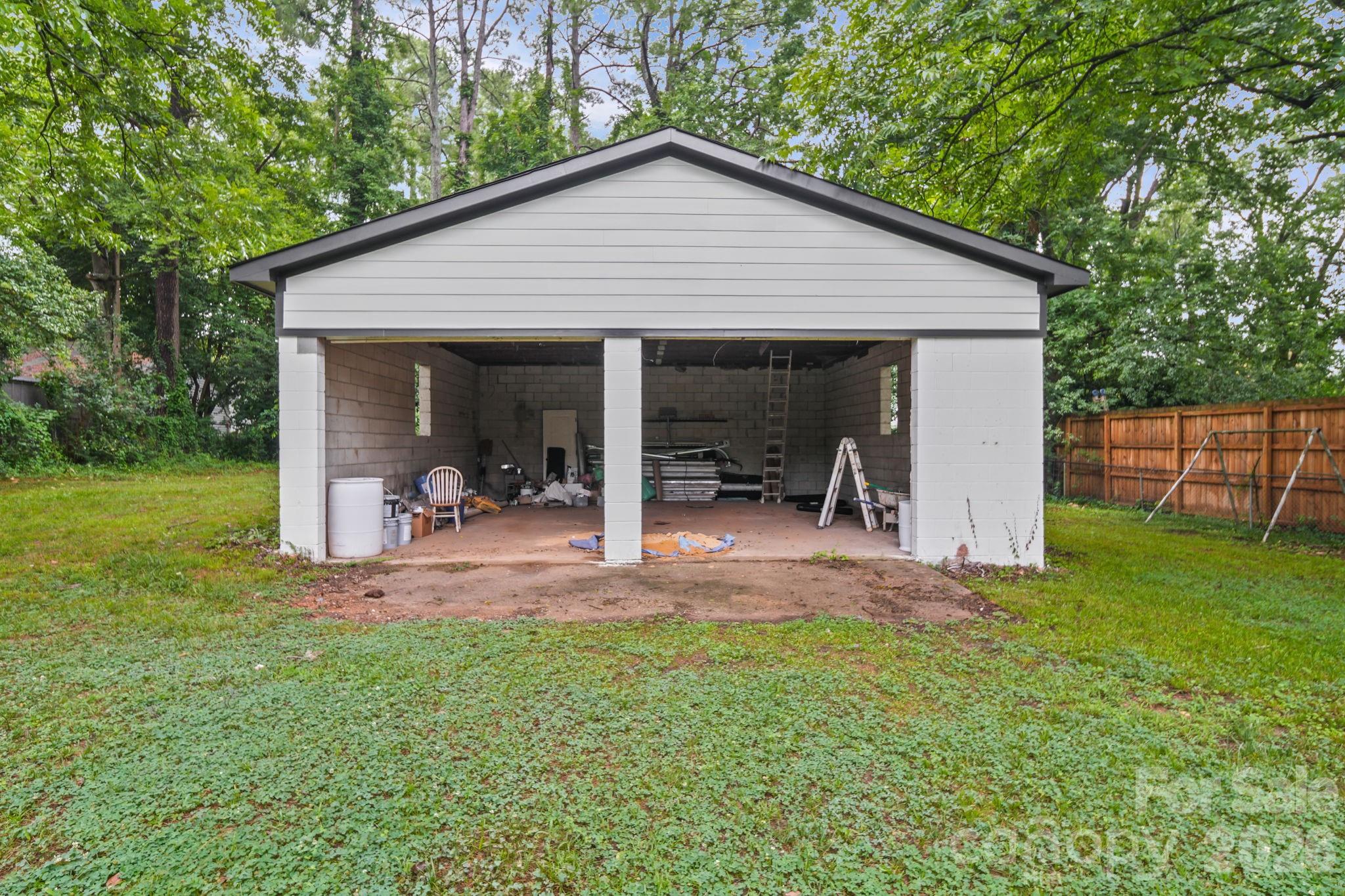 111 Hemphill Avenue Property Photo 16