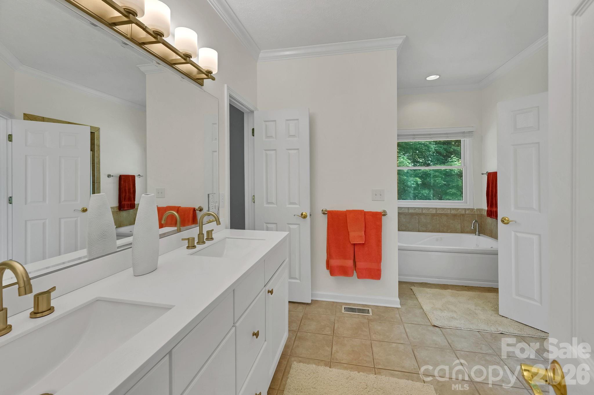 77 Carriage West Drive Property Photo 20