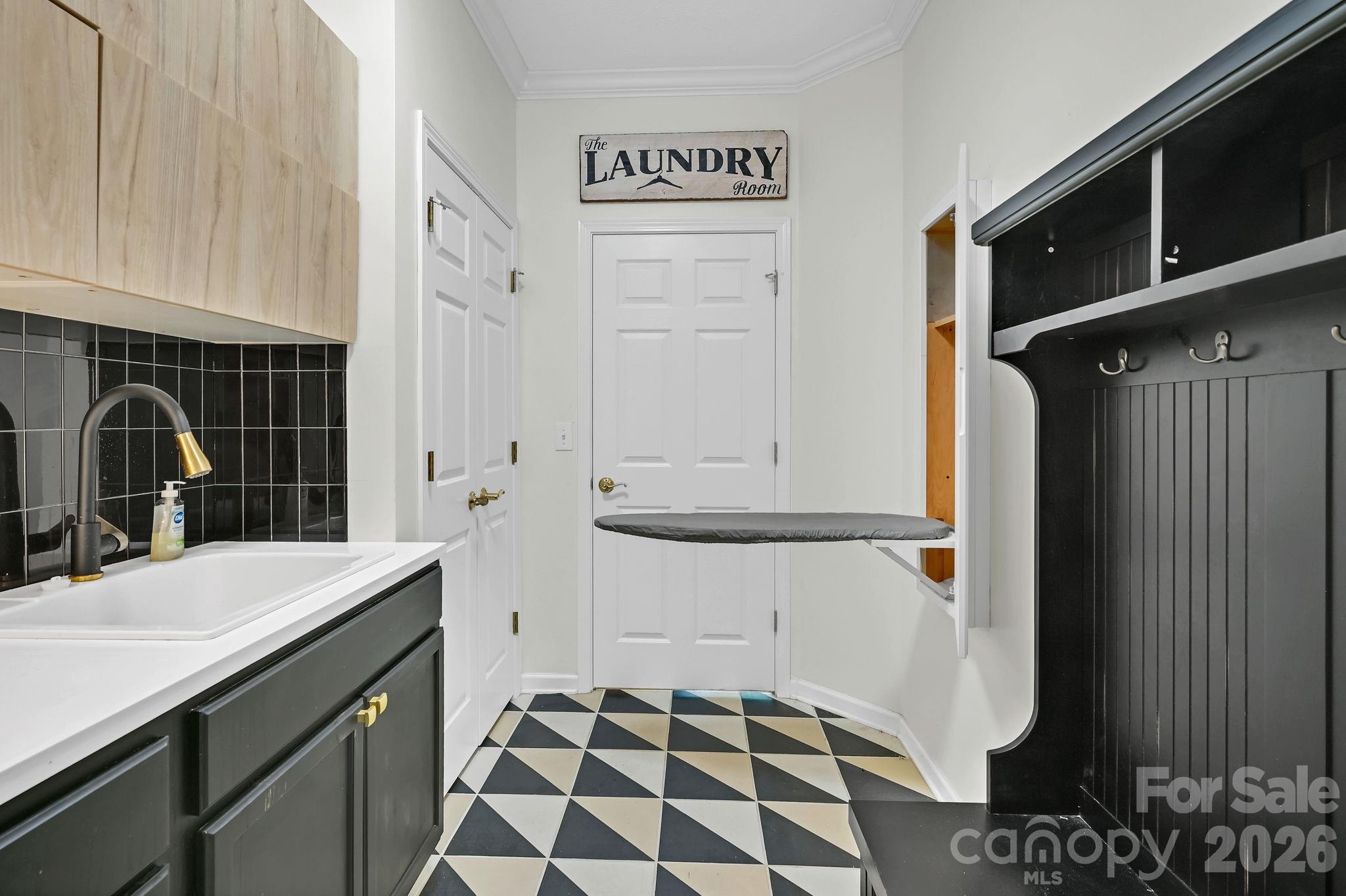 77 Carriage West Drive Property Photo 31