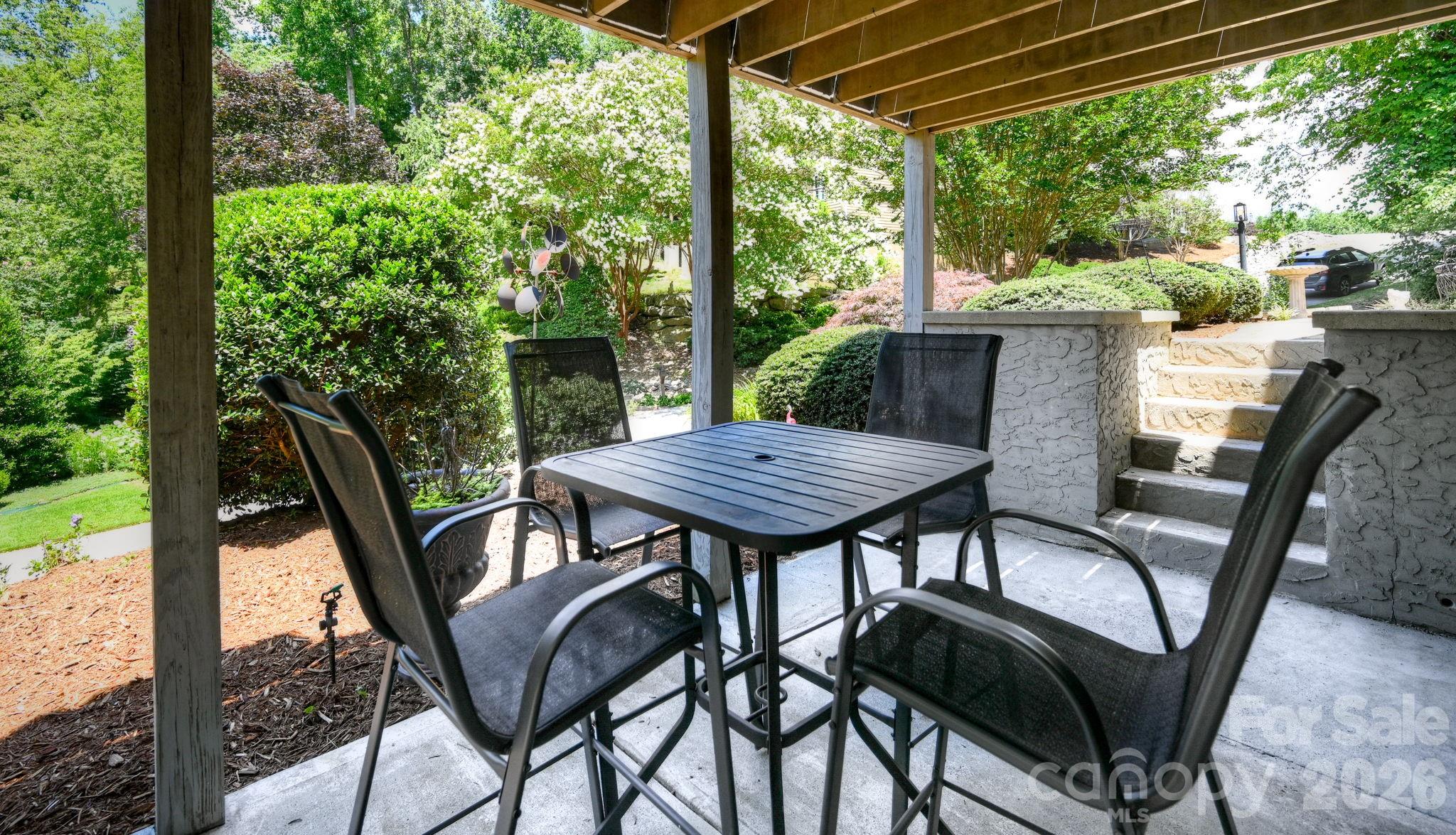 77 Carriage West Drive Property Photo 39
