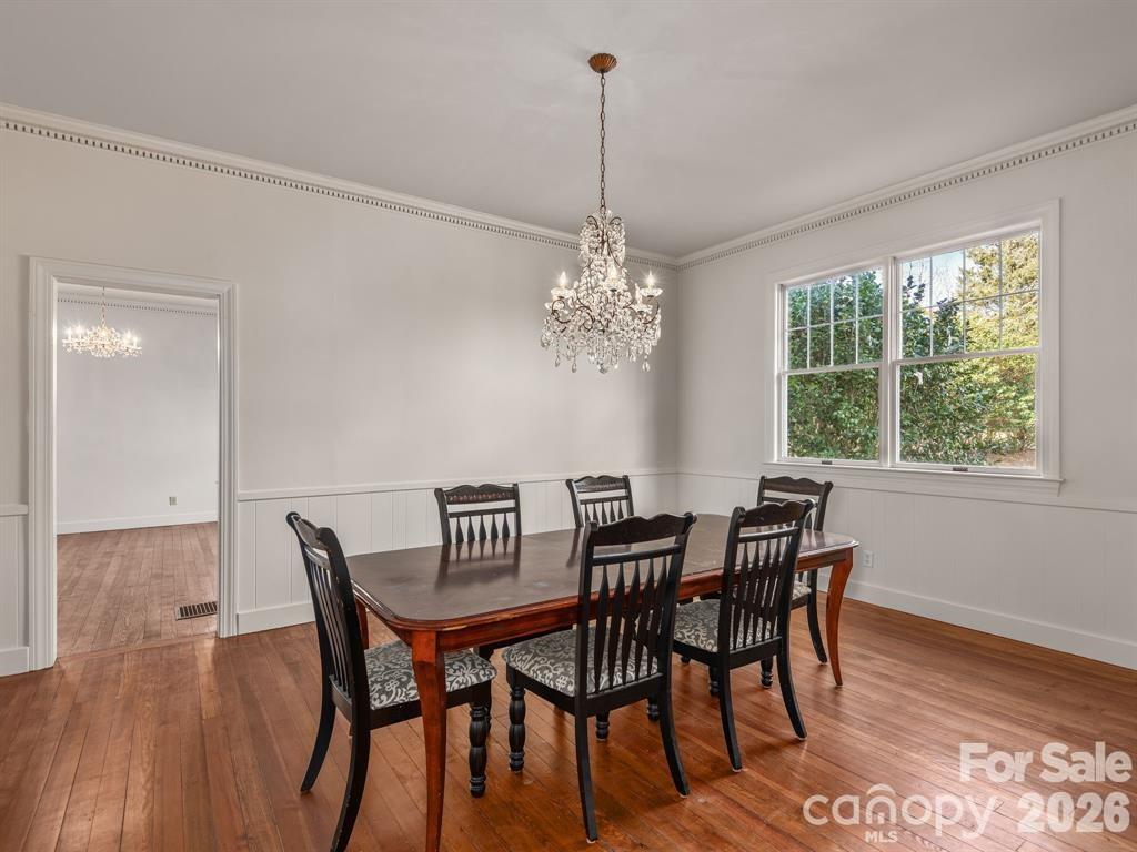 143 S Ridgecrest Avenue Property Photo 7