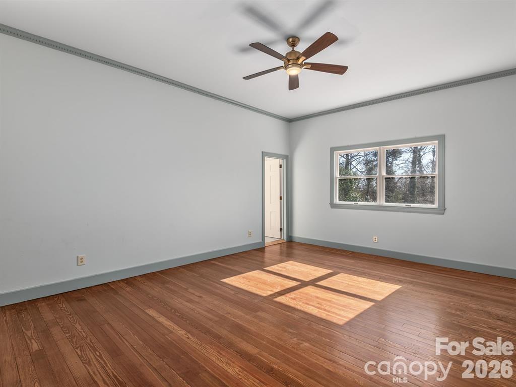143 S Ridgecrest Avenue Property Photo 15