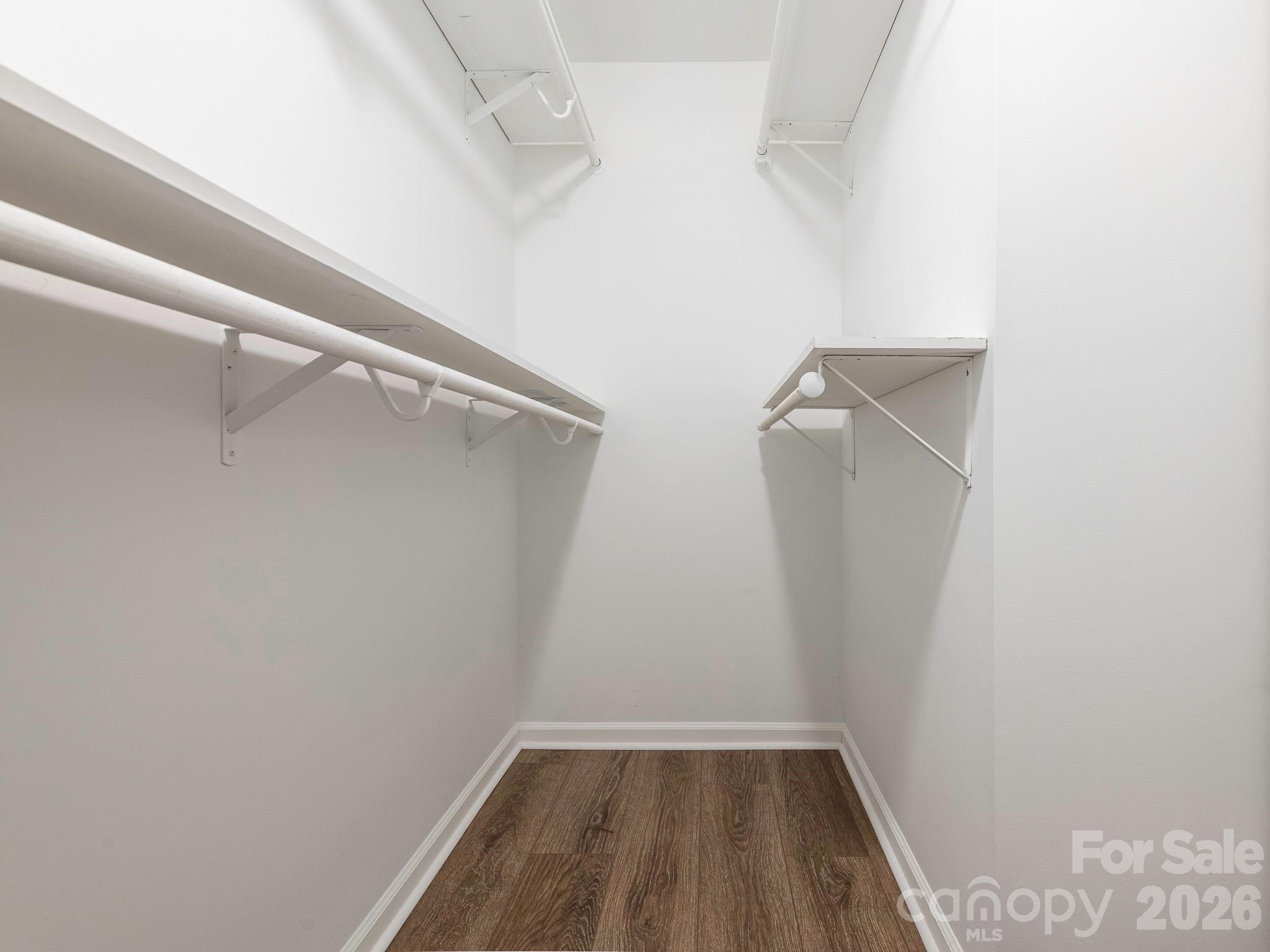 1037 Ridgefield Circle Property Photo 16