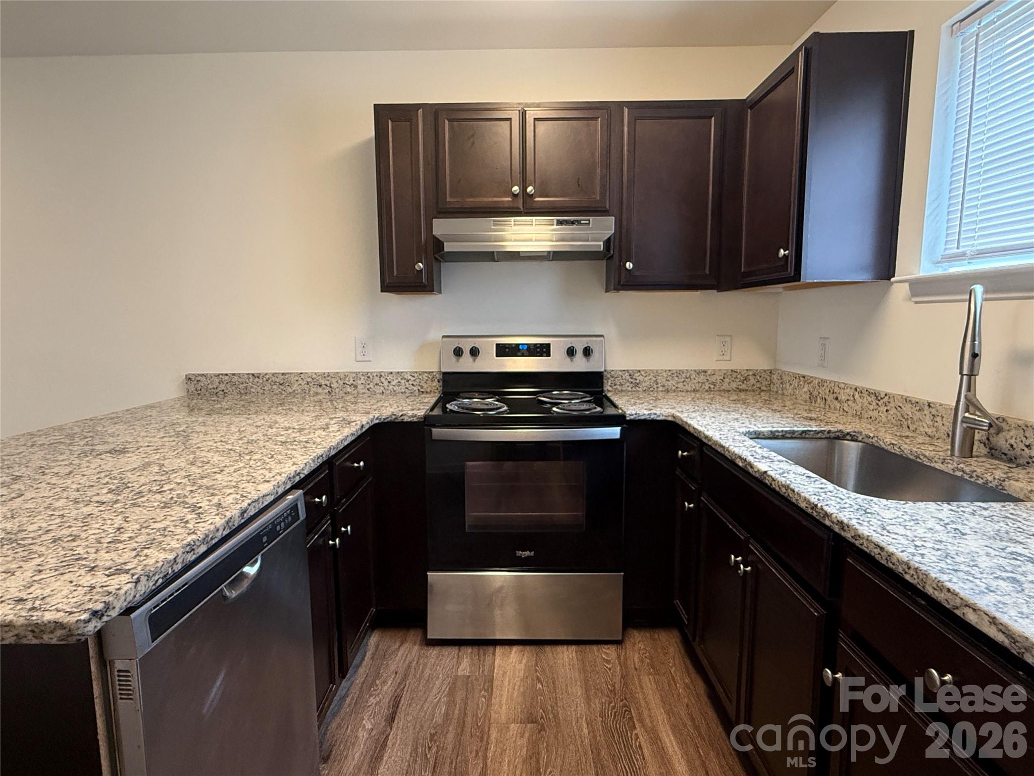 2021 Oakdale Road M Property Photo 4