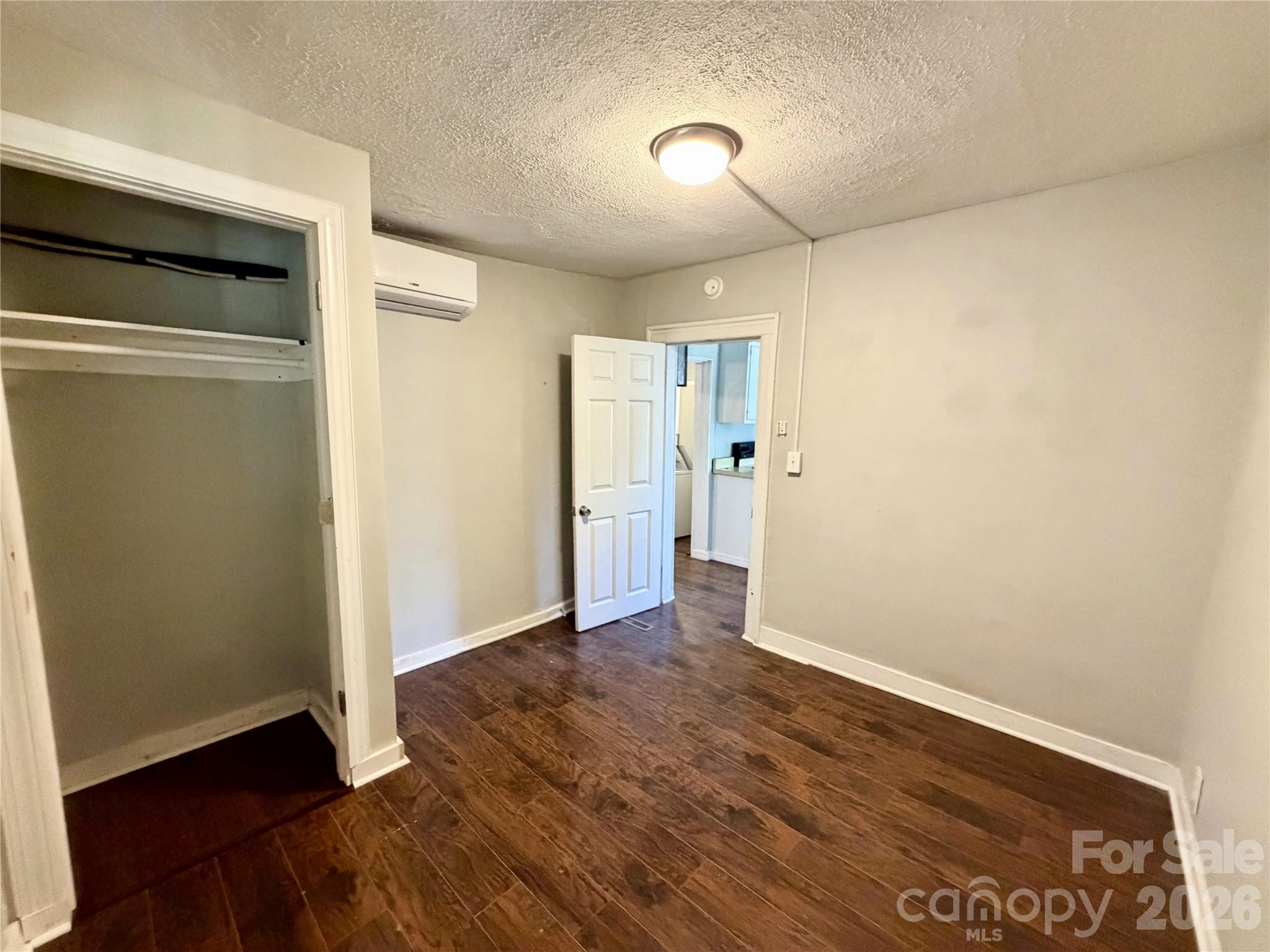 6 Leita Lane Property Photo 12