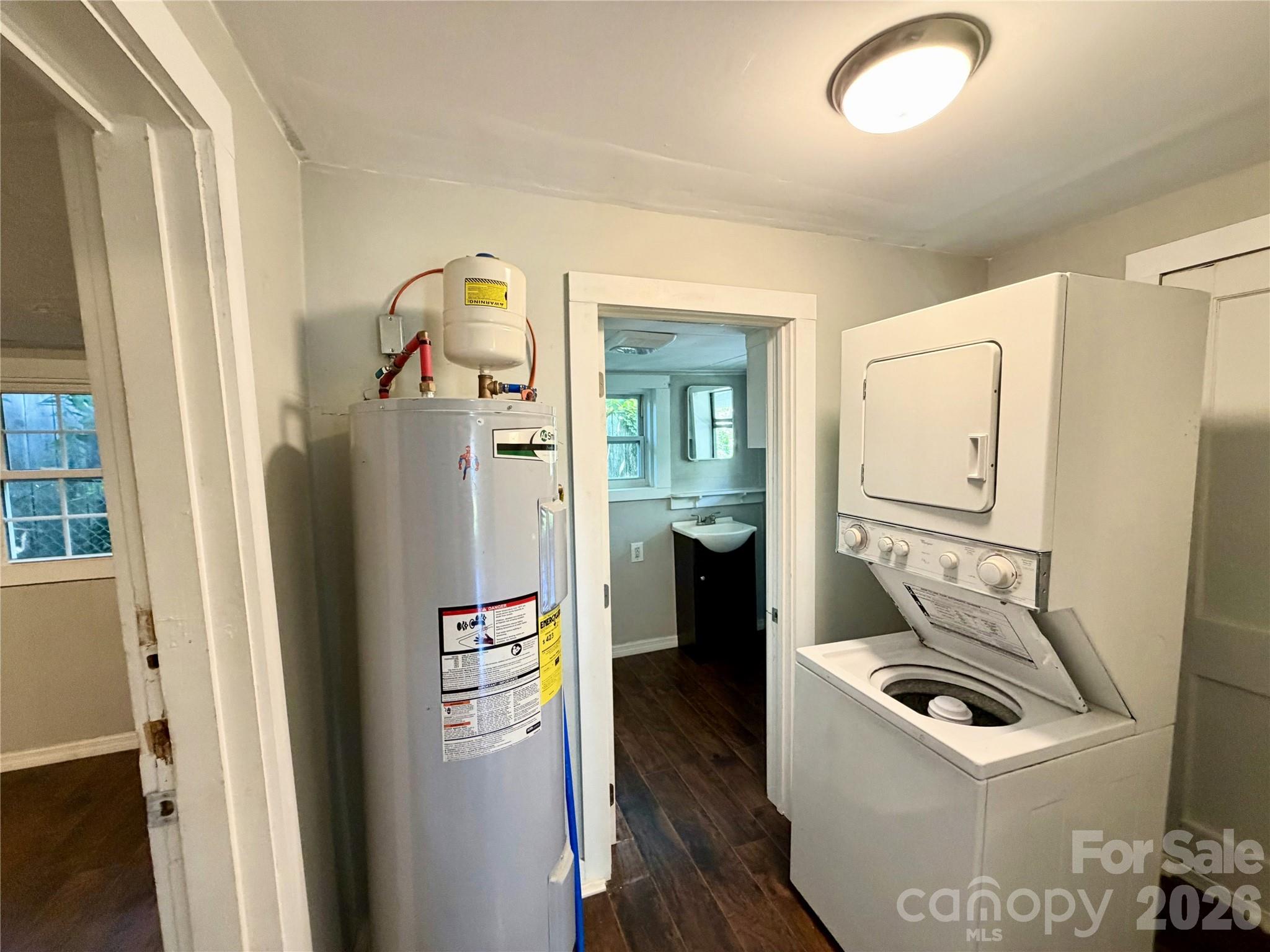 6 Leita Lane Property Photo 17
