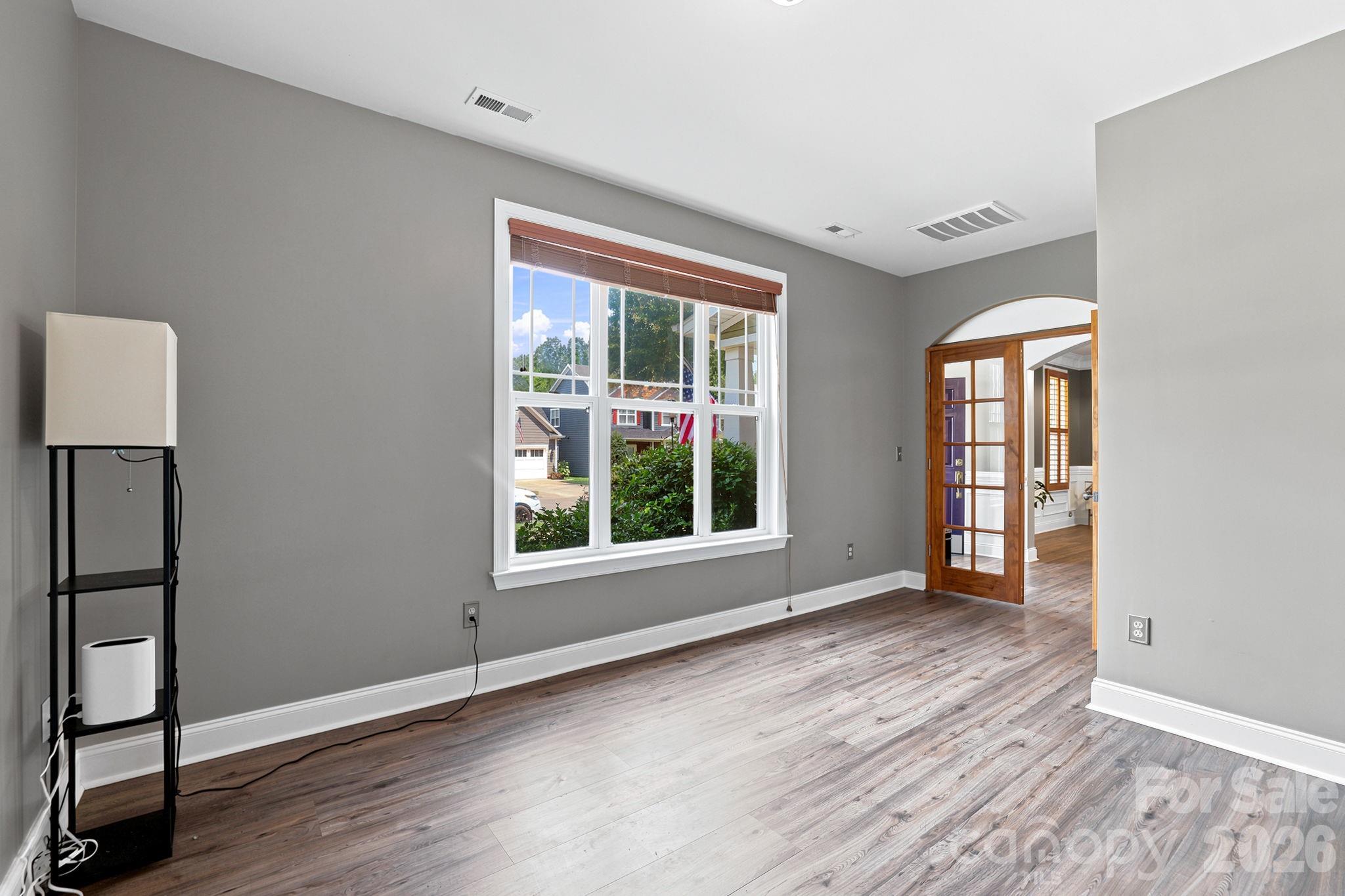 1404 Belmont Stakes Avenue Property Photo 6