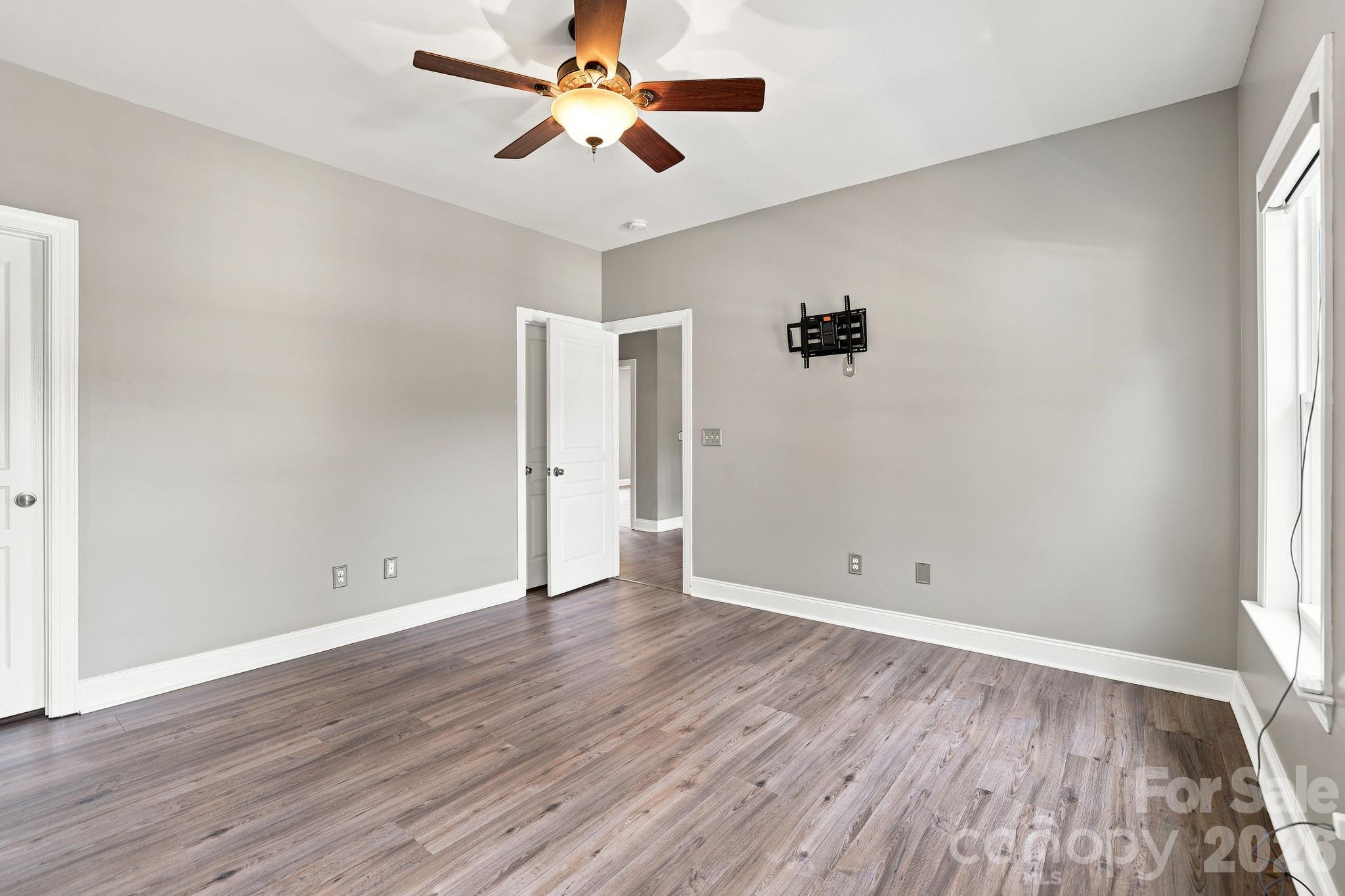 1404 Belmont Stakes Avenue Property Photo 19