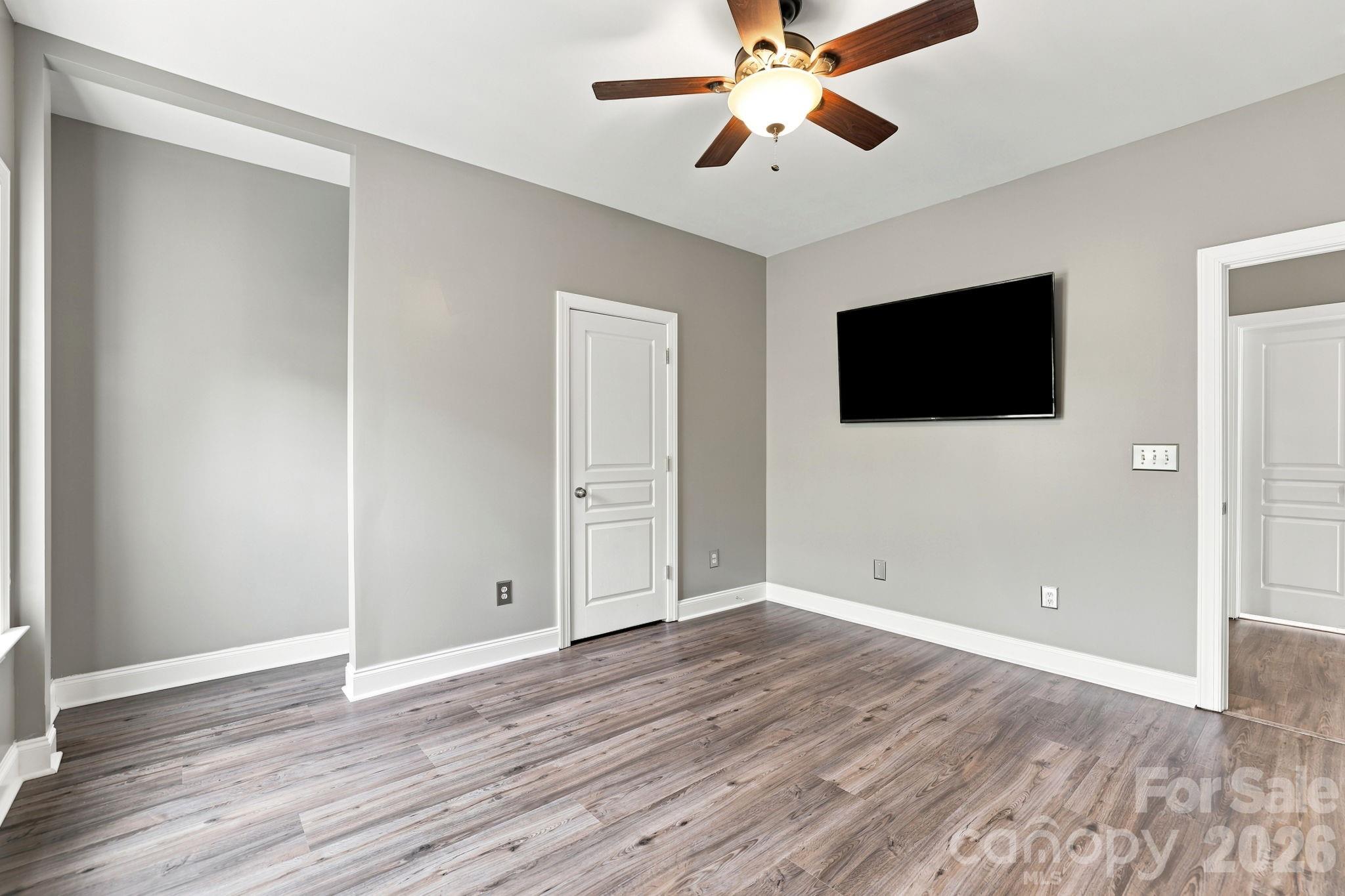 1404 Belmont Stakes Avenue Property Photo 23