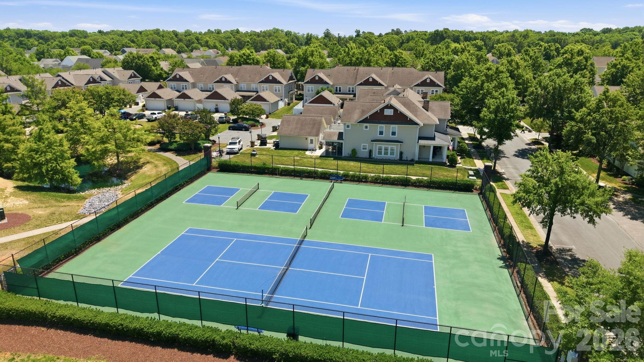 1404 Belmont Stakes Avenue Property Photo 34