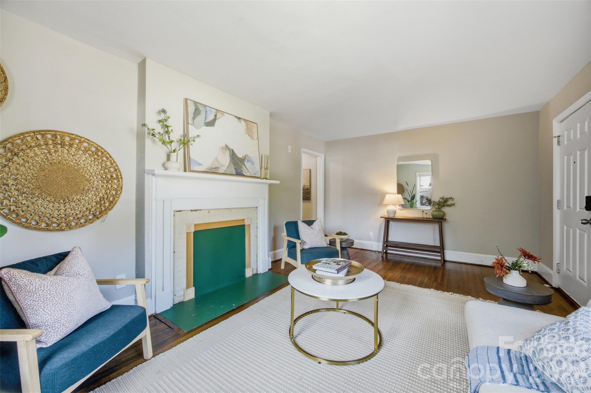 2516 Elon Street Property Photo 6