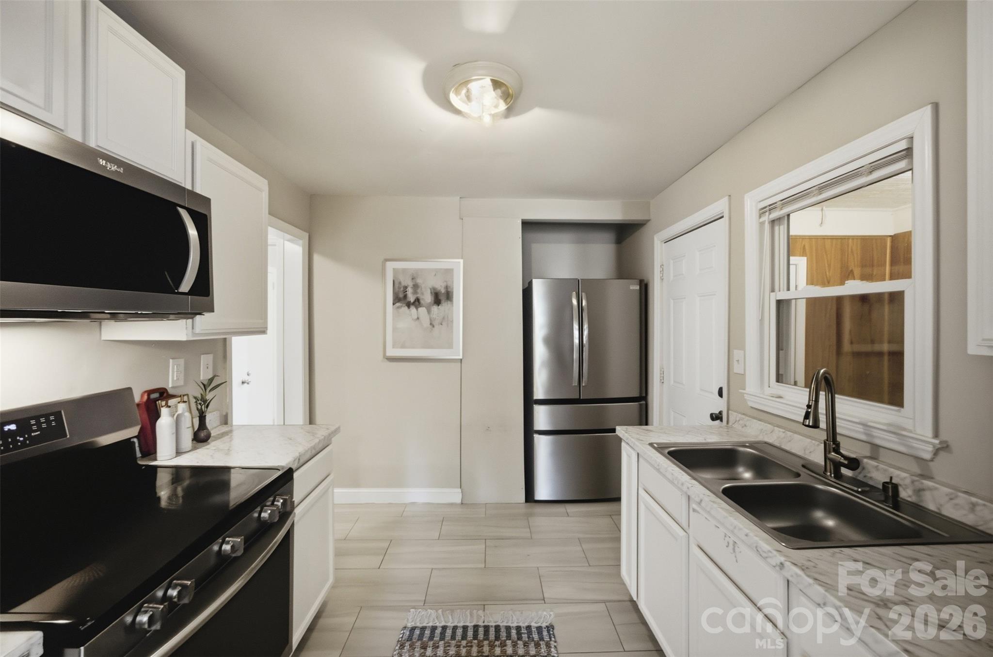 2516 Elon Street Property Photo 13