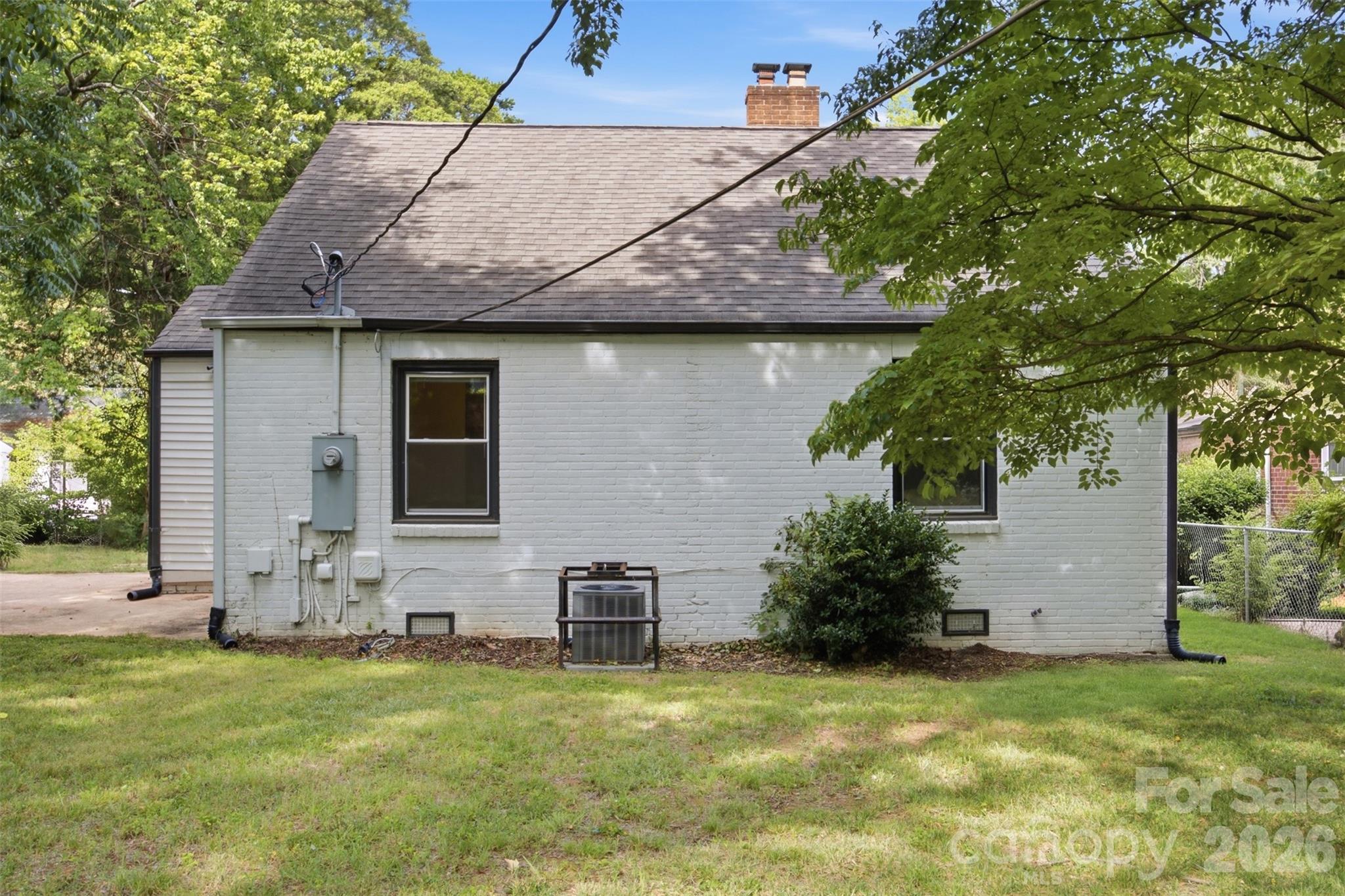 2516 Elon Street Property Photo 28