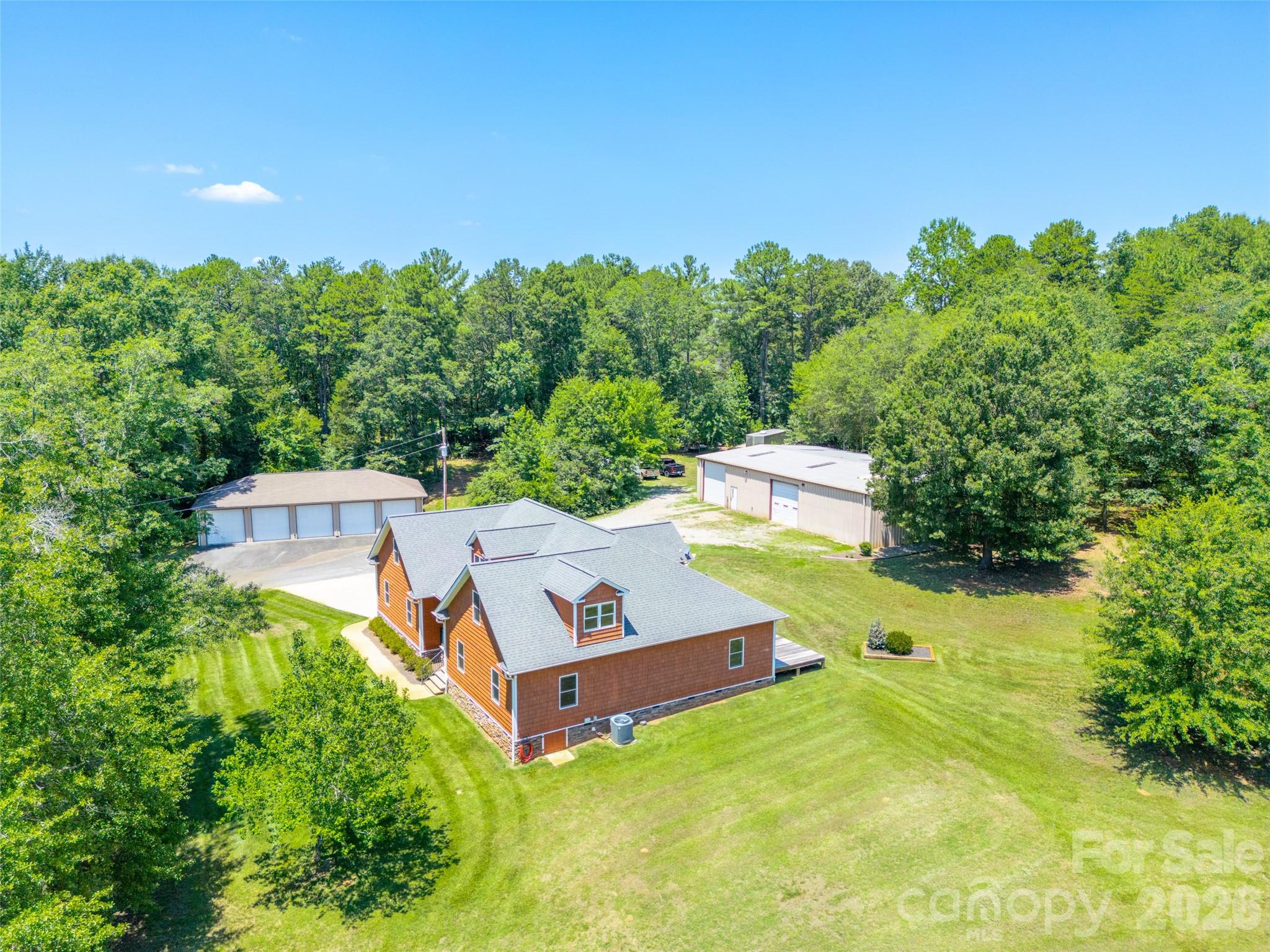 15027 Beatties Ford Road Property Photo 4