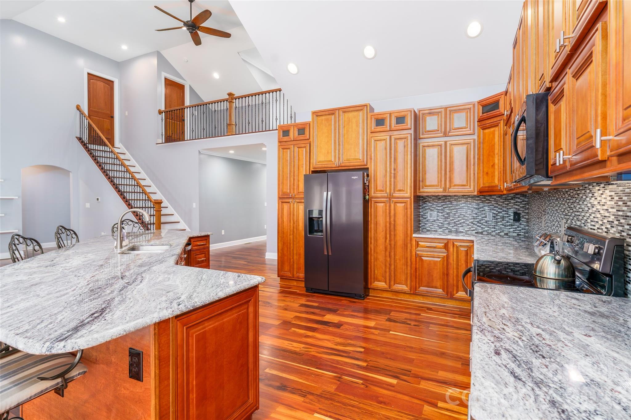 15027 Beatties Ford Road Property Photo 7