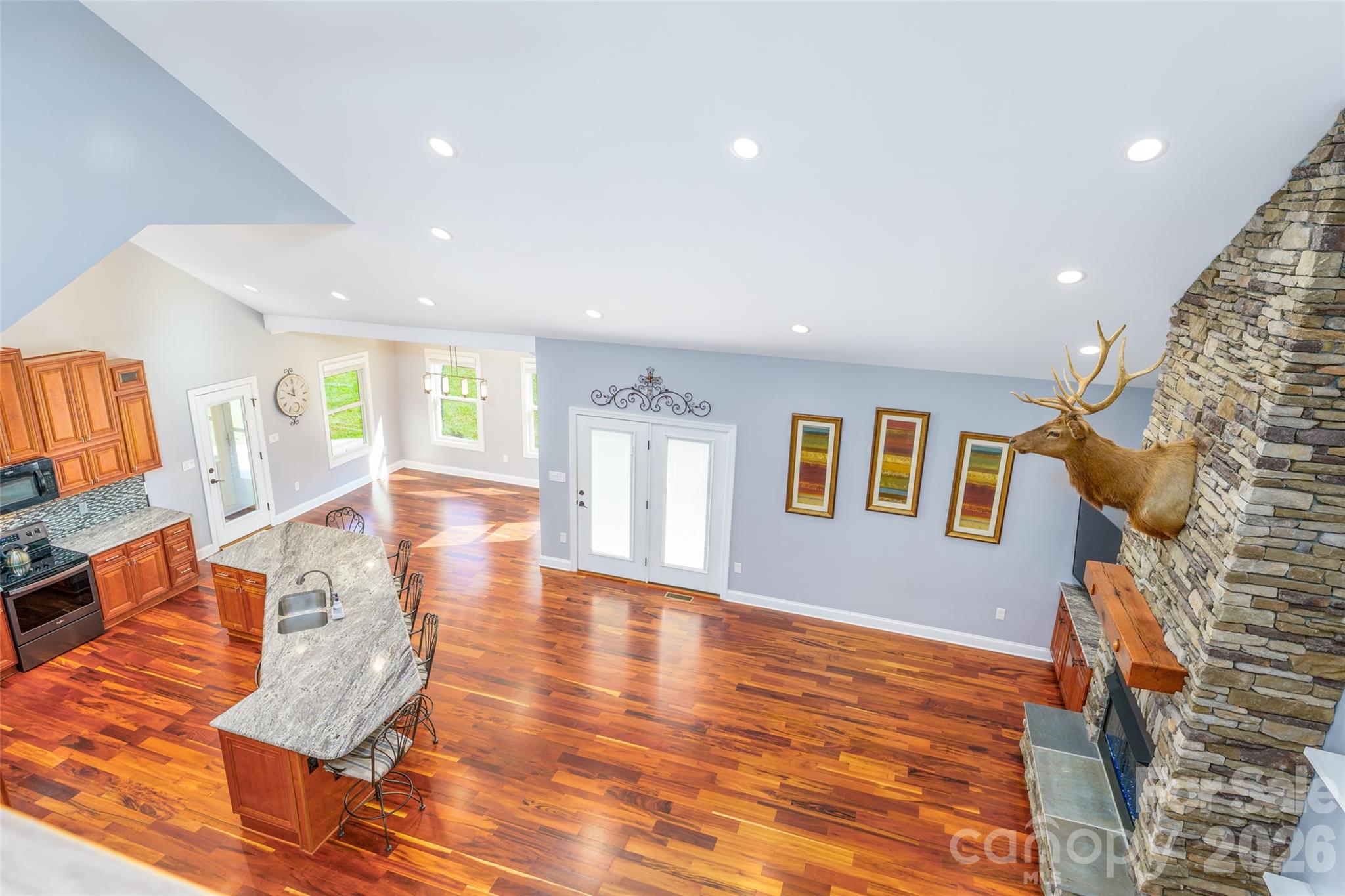15027 Beatties Ford Road Property Photo 10