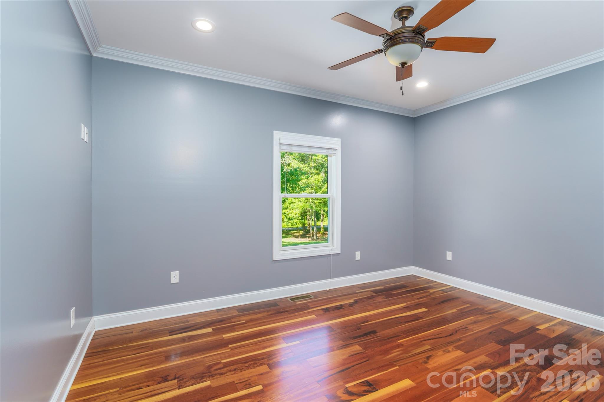 15027 Beatties Ford Road Property Photo 19