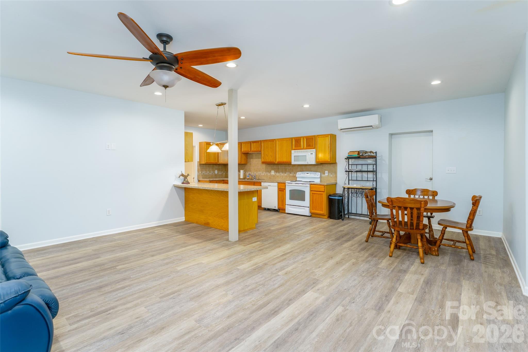15027 Beatties Ford Road Property Photo 31