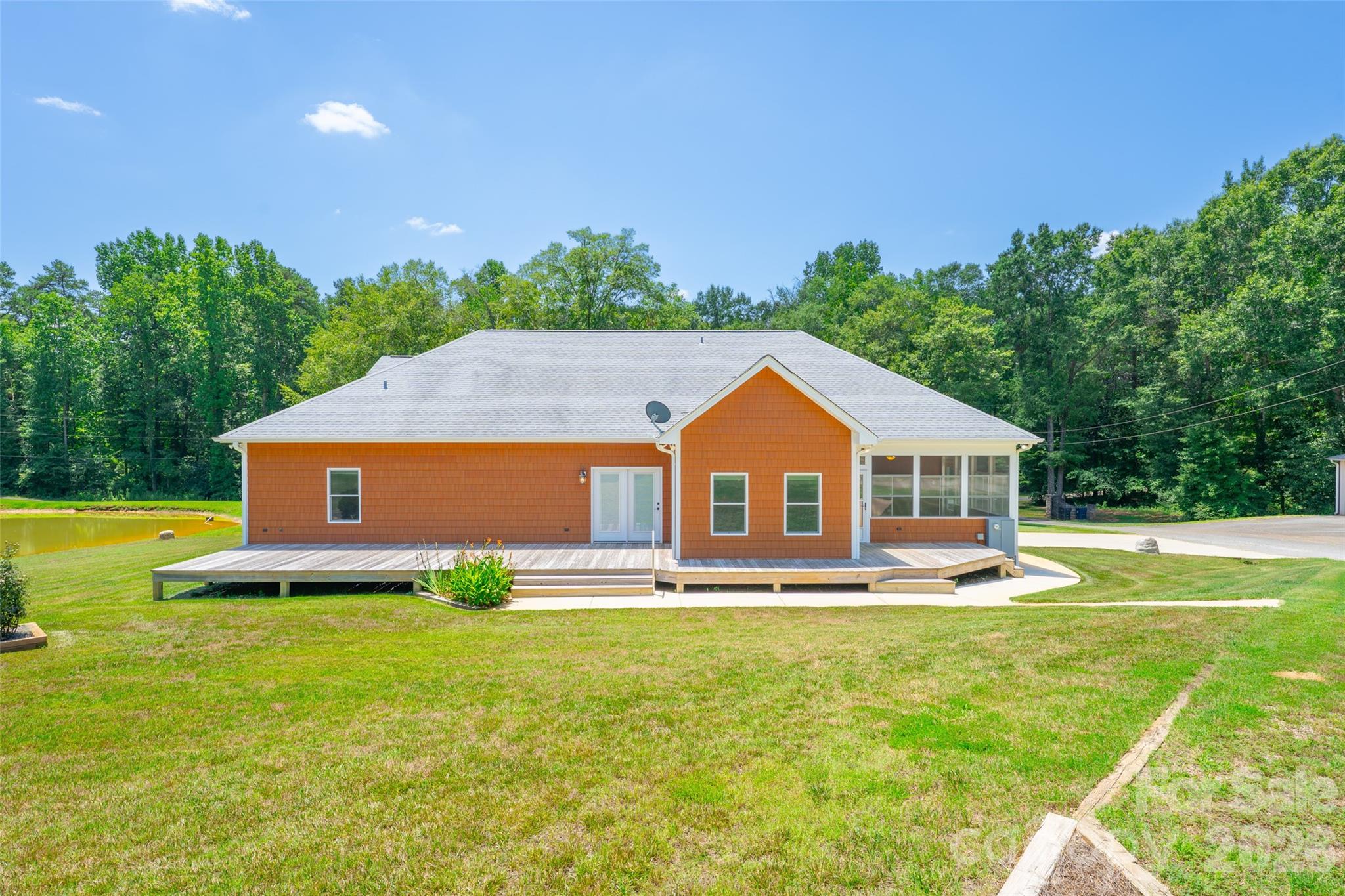 15027 Beatties Ford Road Property Photo 44