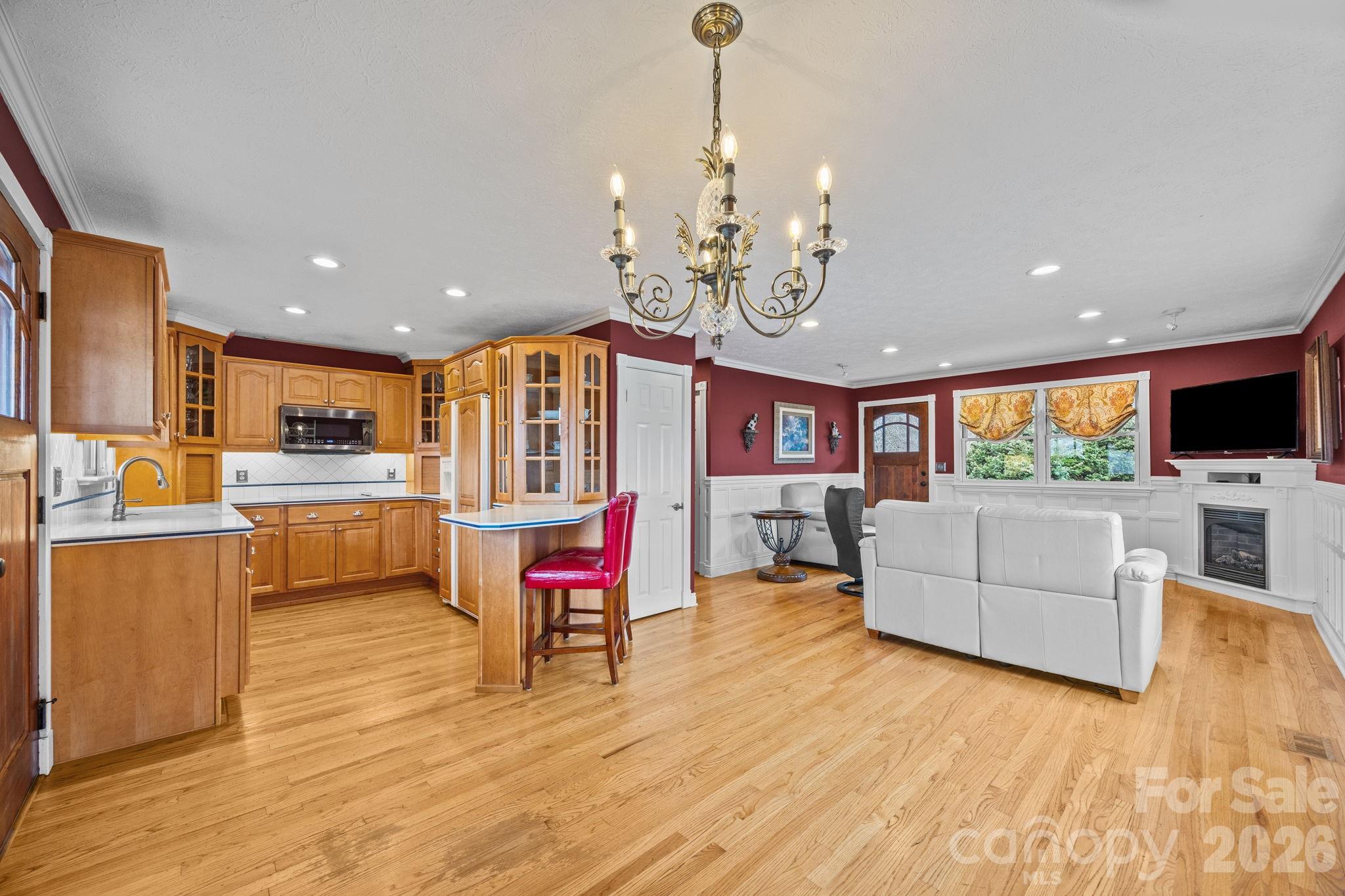 6773 Pinnacle Mountain Road Property Photo 7