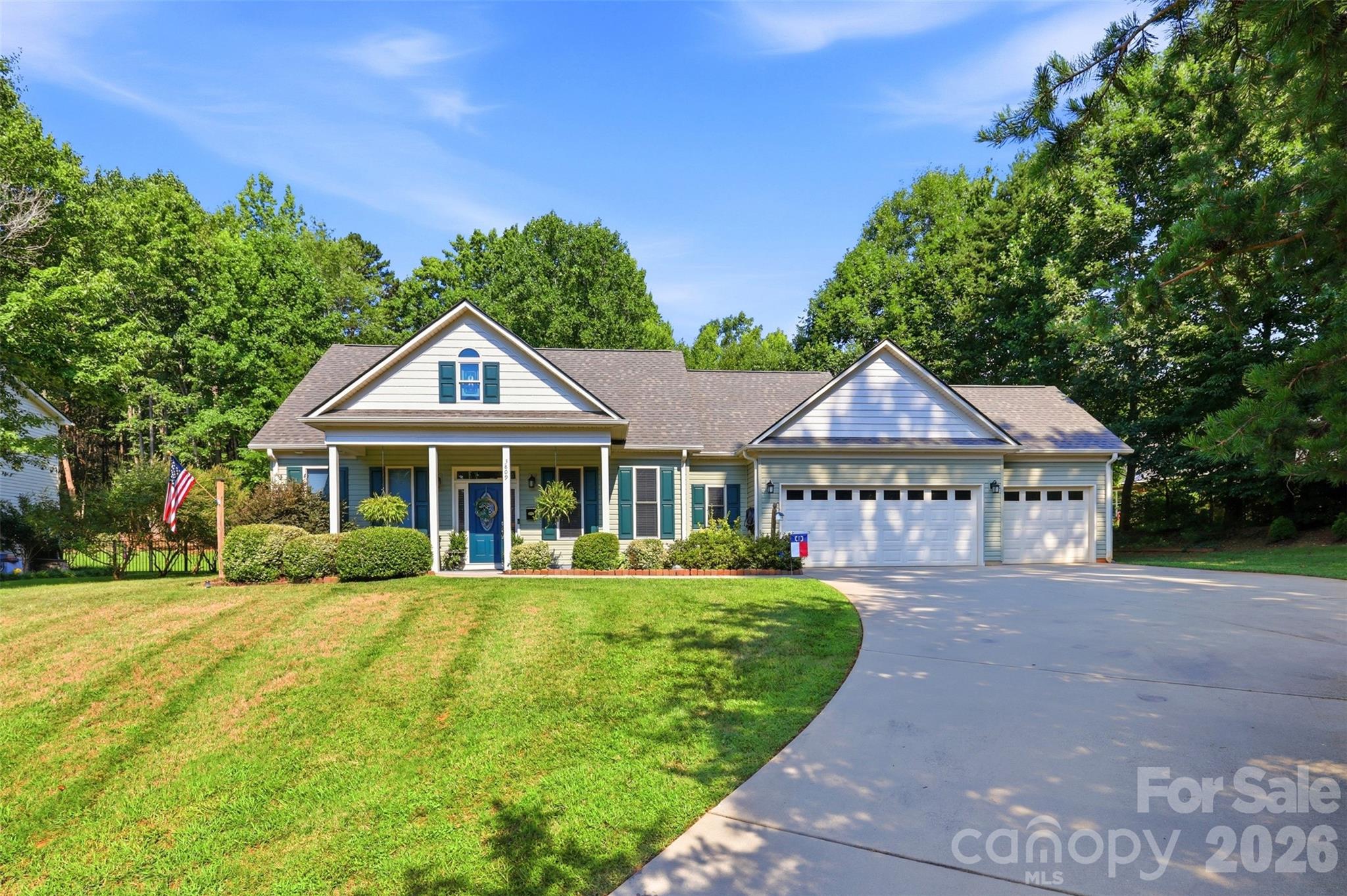3809 Creek Ridge Drive Property Photo 4