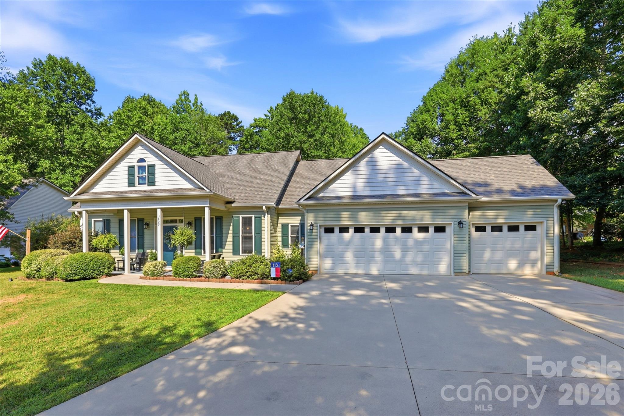 3809 Creek Ridge Drive Property Photo 6
