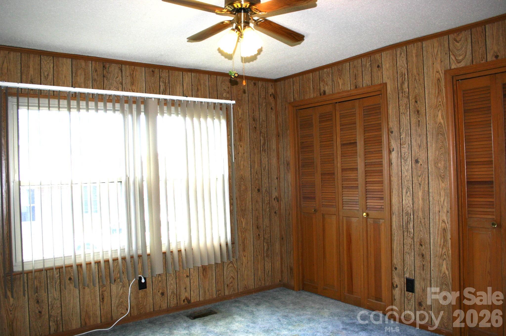 1647 Woodridge Circle Property Photo 26