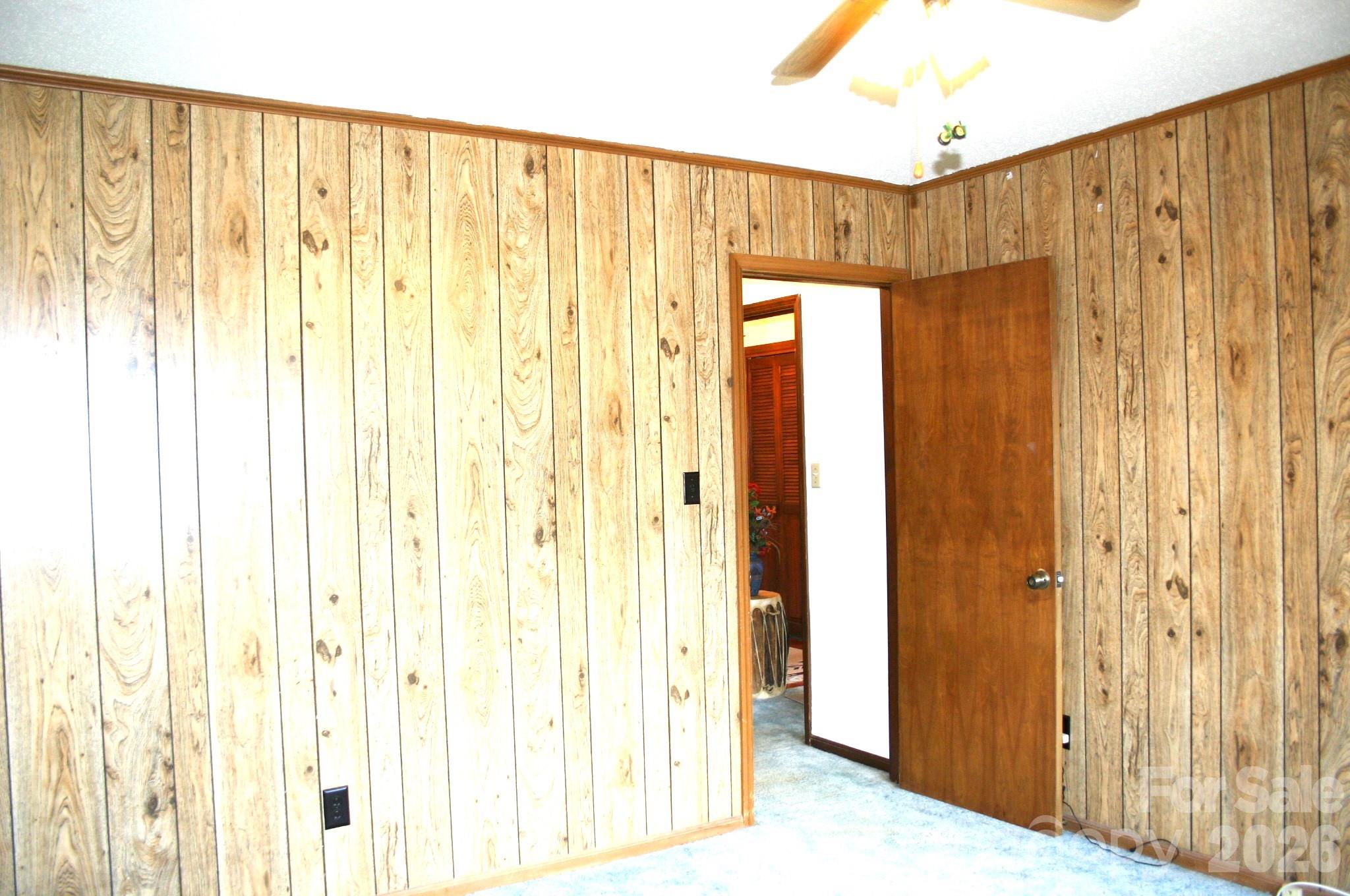 1647 Woodridge Circle Property Photo 28