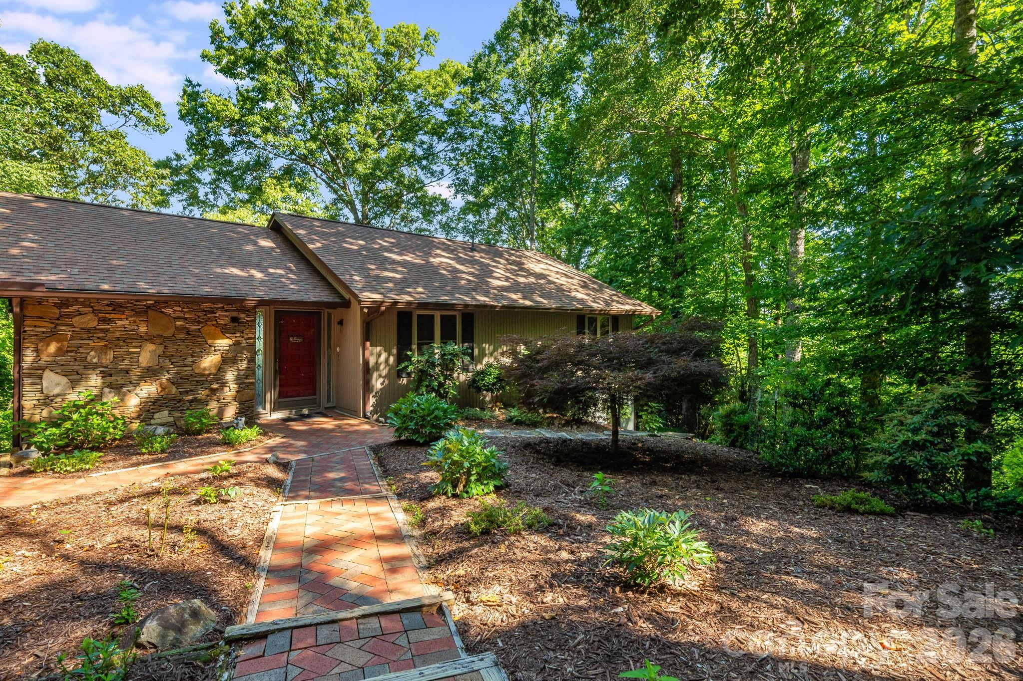 99 Oak Ridge Road Property Photo 6