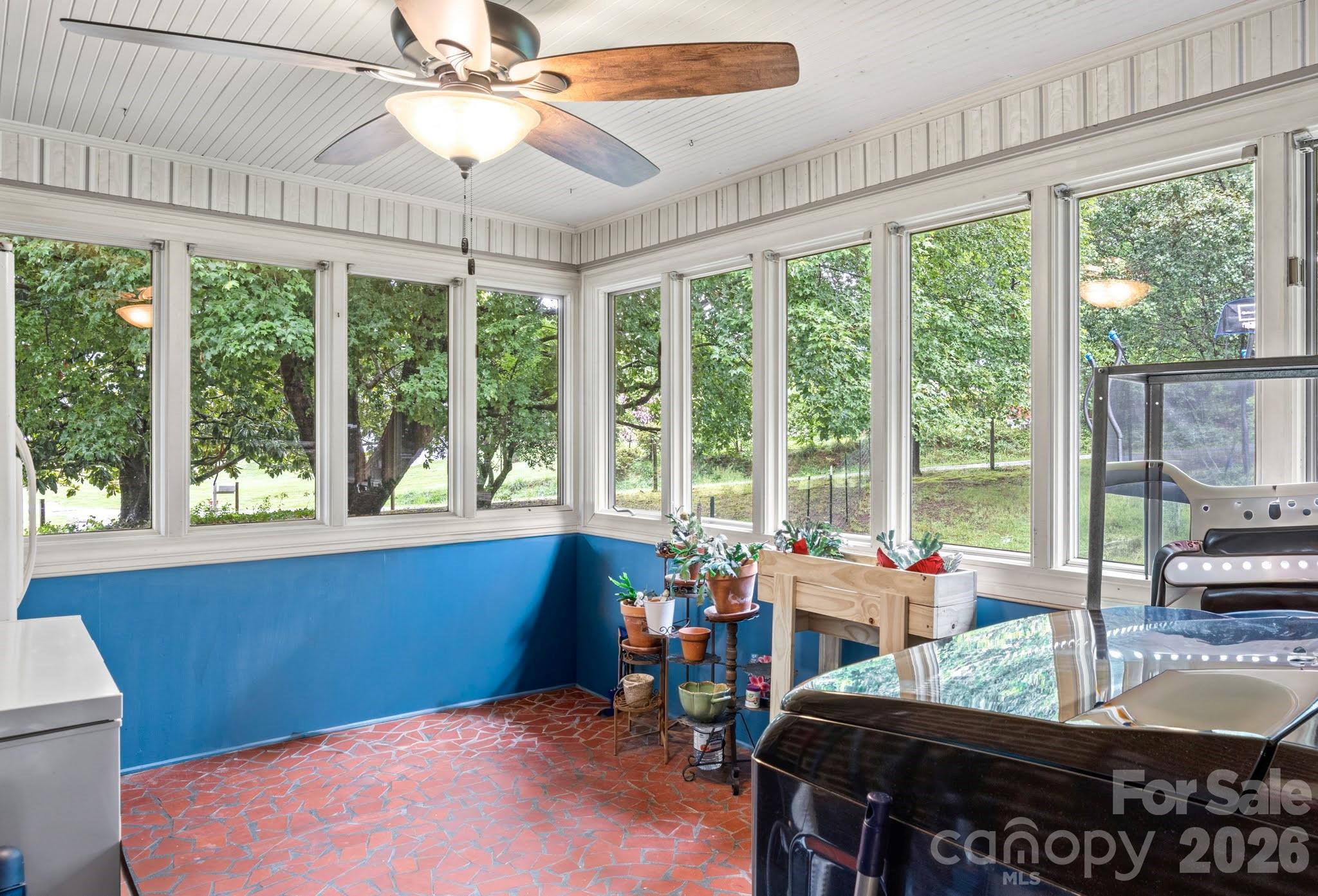 226 Pleasant Hill Drive Property Photo 15